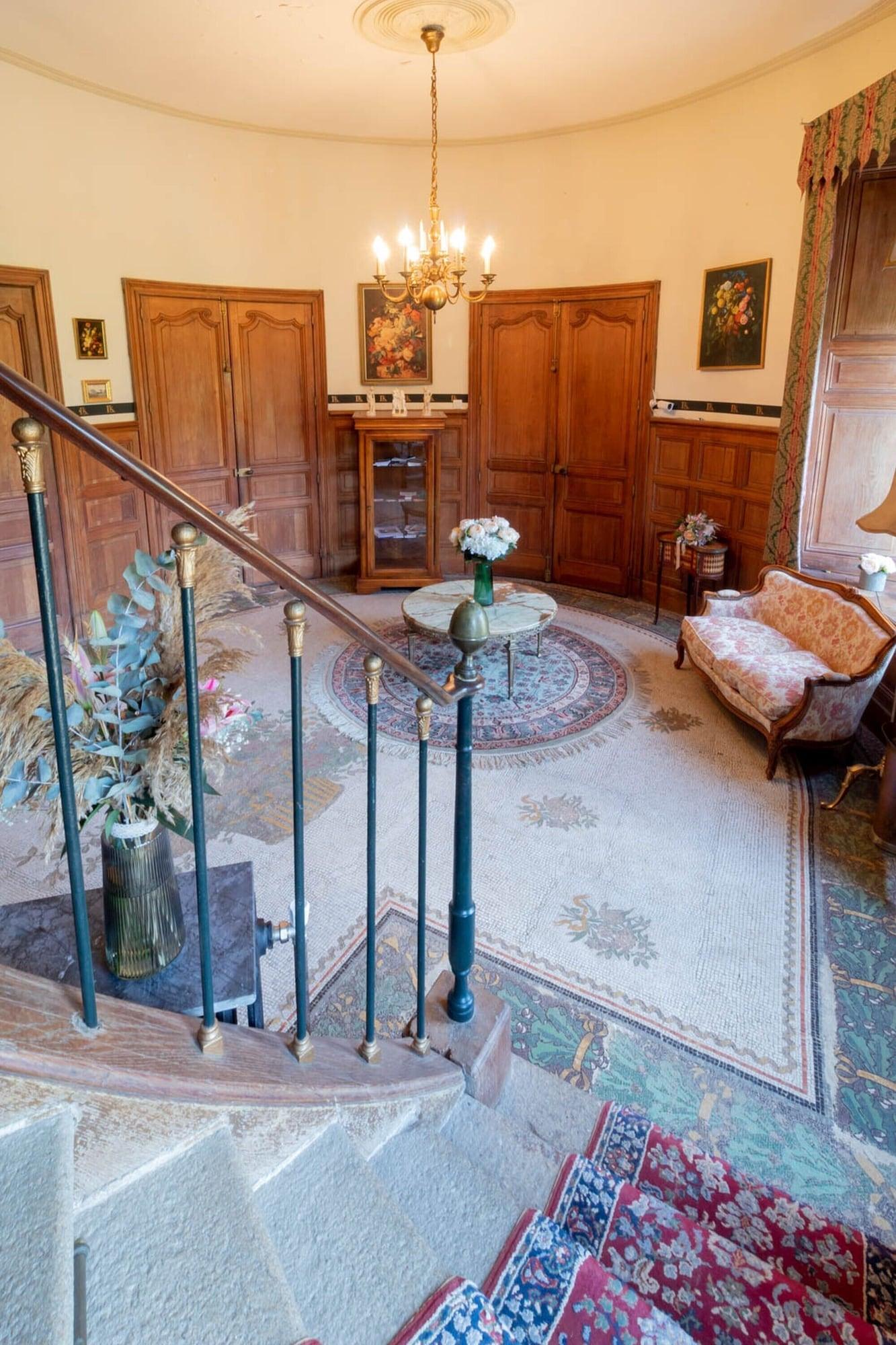 Vista Lobby Chateau du Hallay