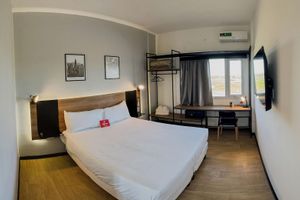 Alojamiento - ibis Puerto General San Martin