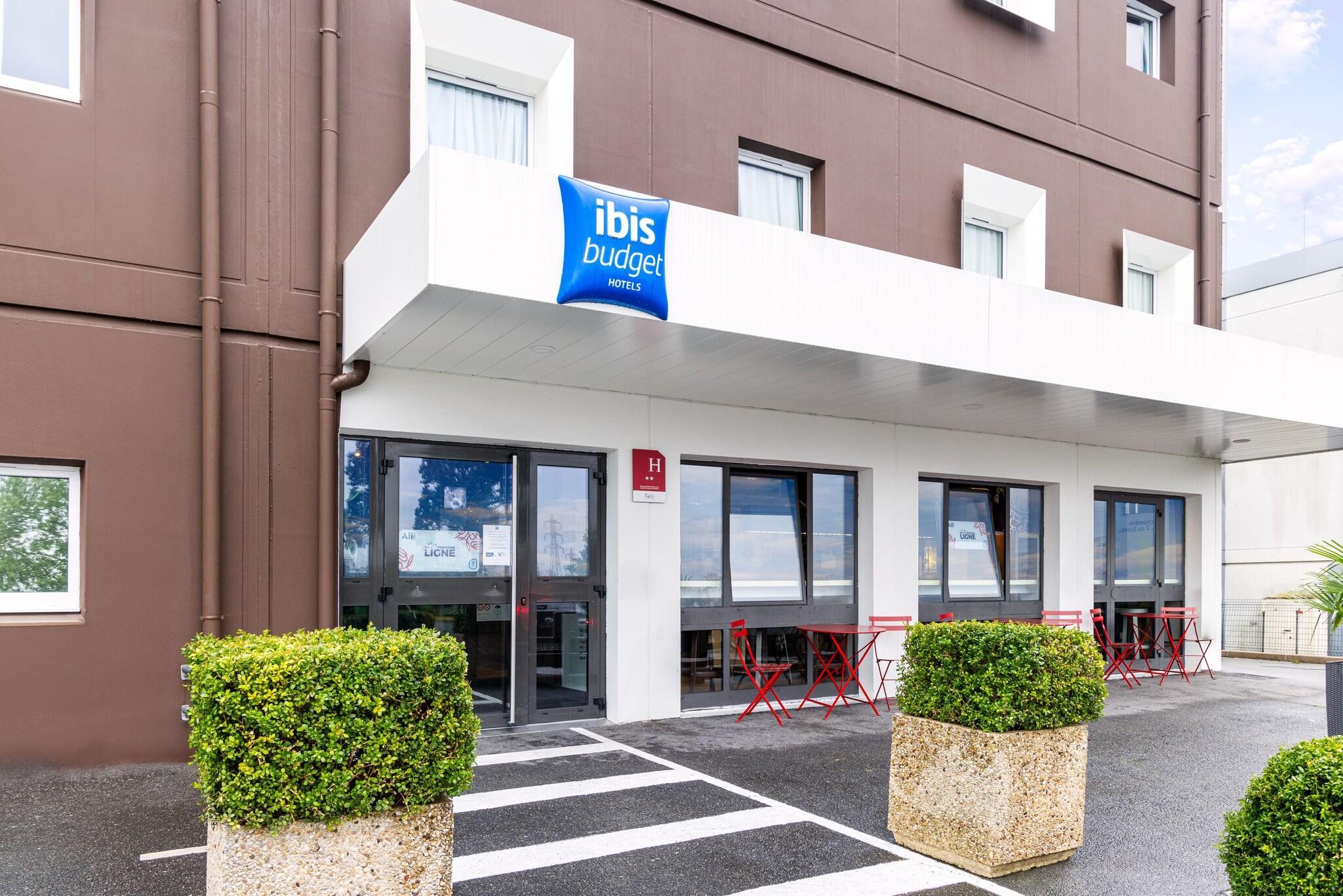 Varios Ibis Budget Villemomble