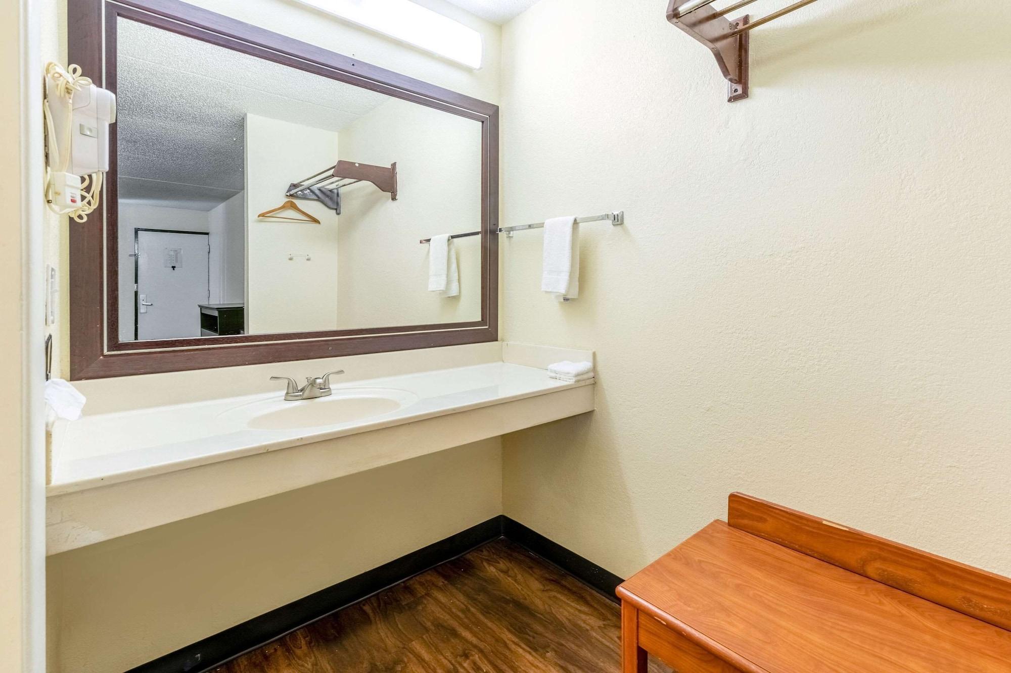 Equipamiento de Habitación Econo Lodge Knoxville West - Turkey Creek