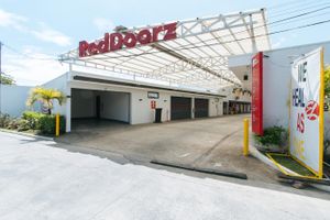 Alojamiento - RedDoorz @ EL Runway Hotel Bulacan