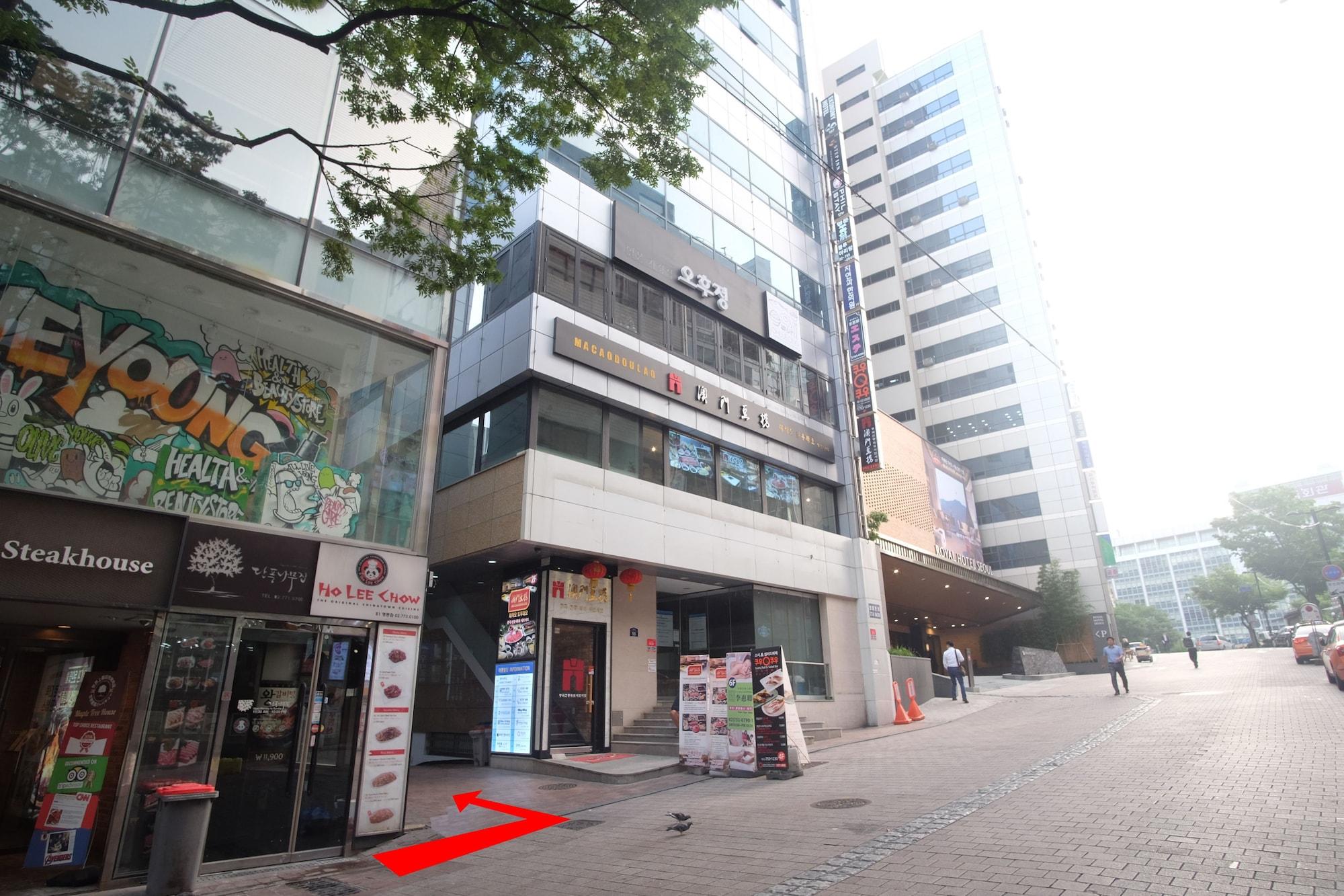 Vista Exterior Step Inn Myeongdong 1