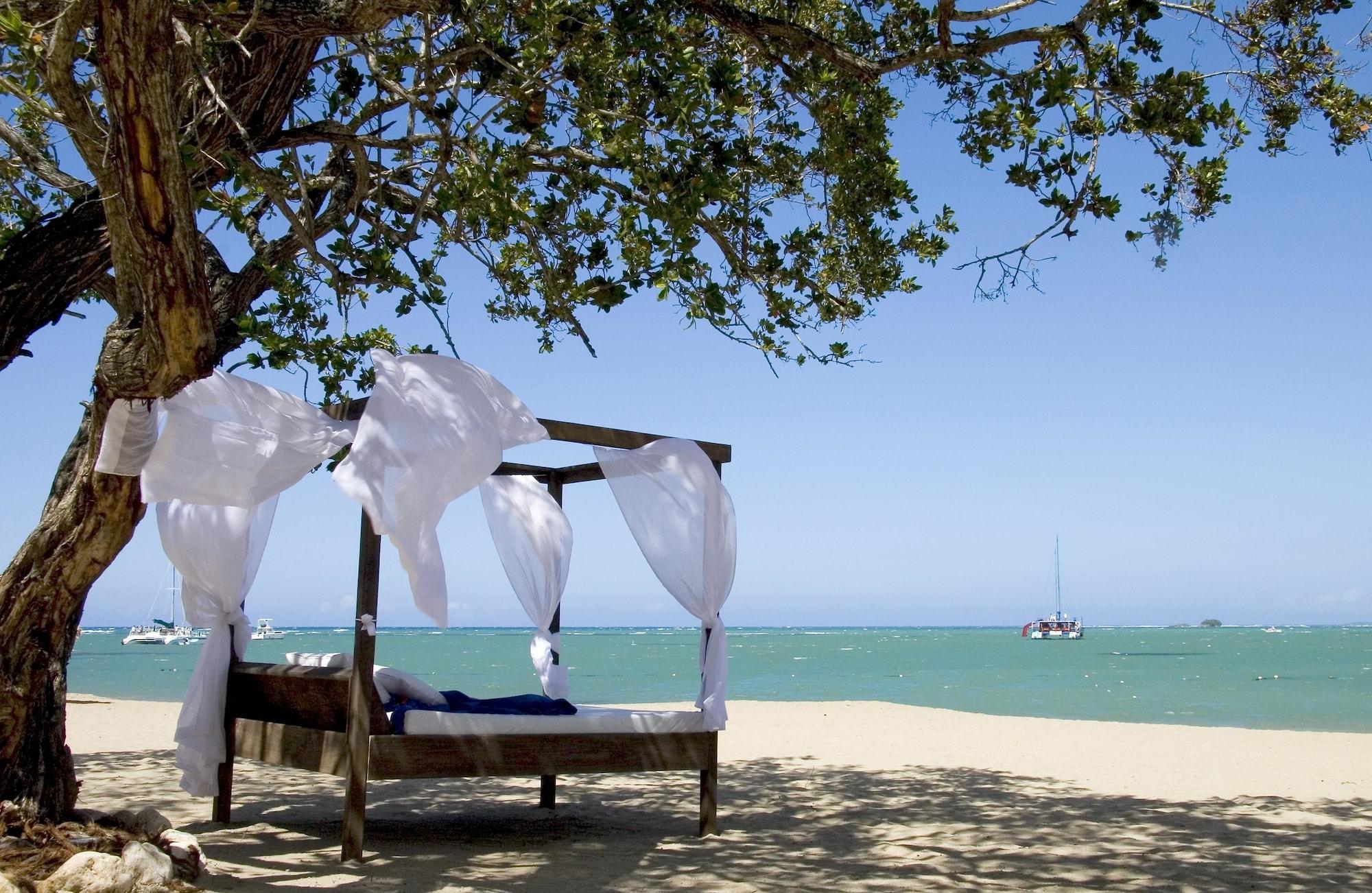 Vista Exterior BlueBay Villas Doradas - Adults Only - All Inclusive