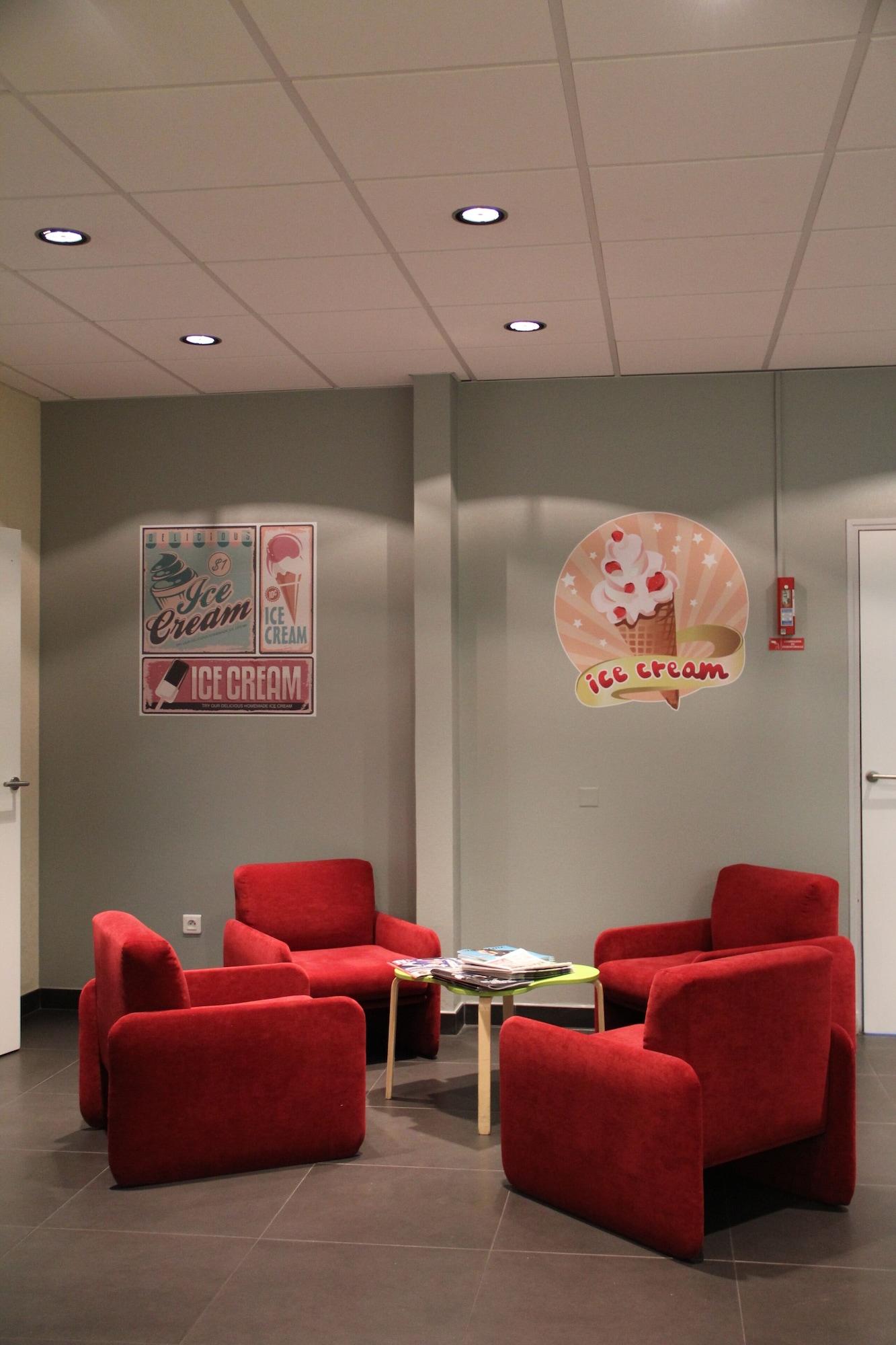 Vista Lobby ibis Styles Saint Dizier