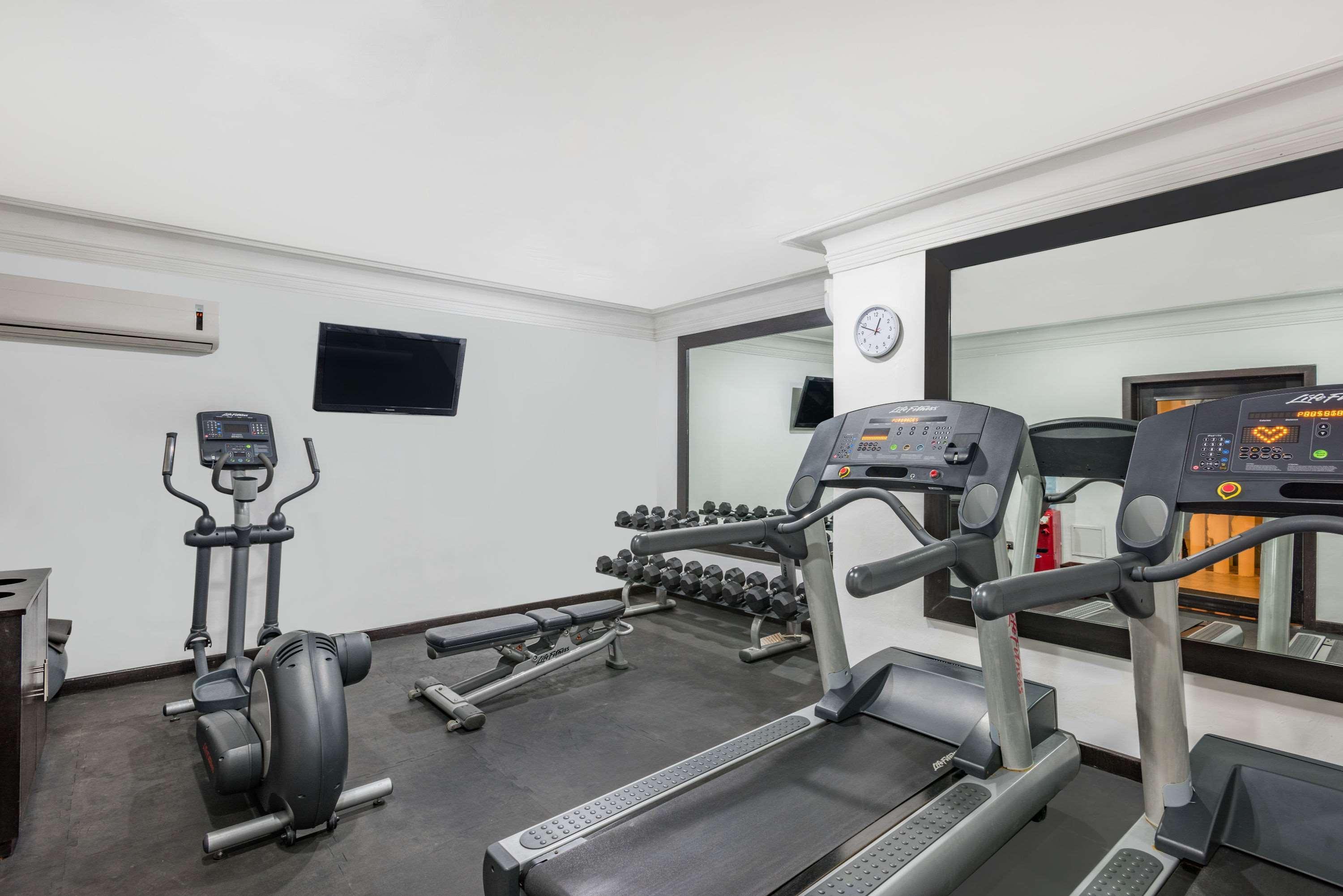 Gimnasio Wyndham Merida
