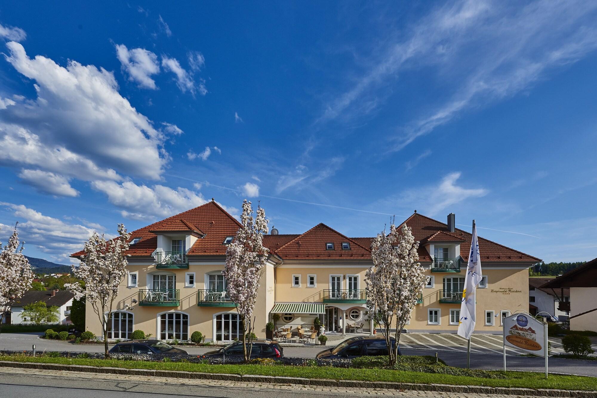 Vista Exterior AKZENT Hotel Bayerwald-Residenz