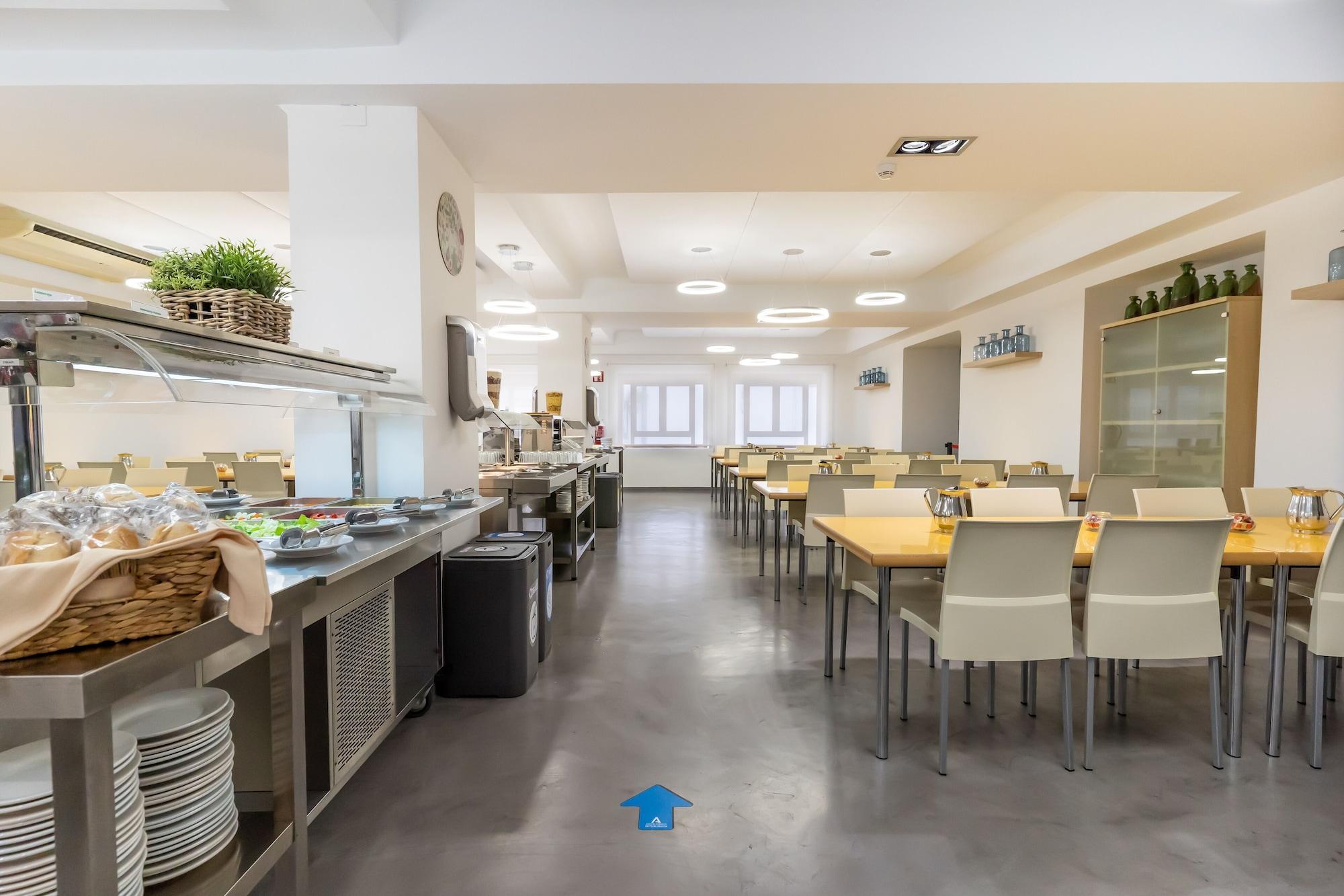 Restaurant Albergue Inturjoven Cazorla - Hostel