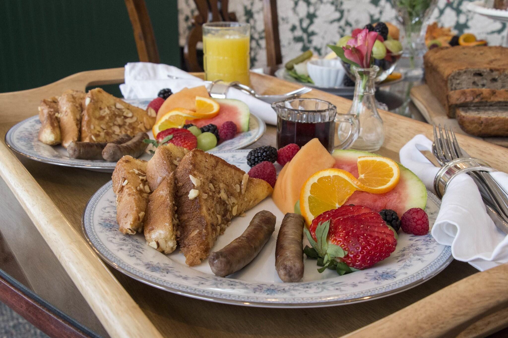 Restaurant The Rochester Inn, A Historic Hotel