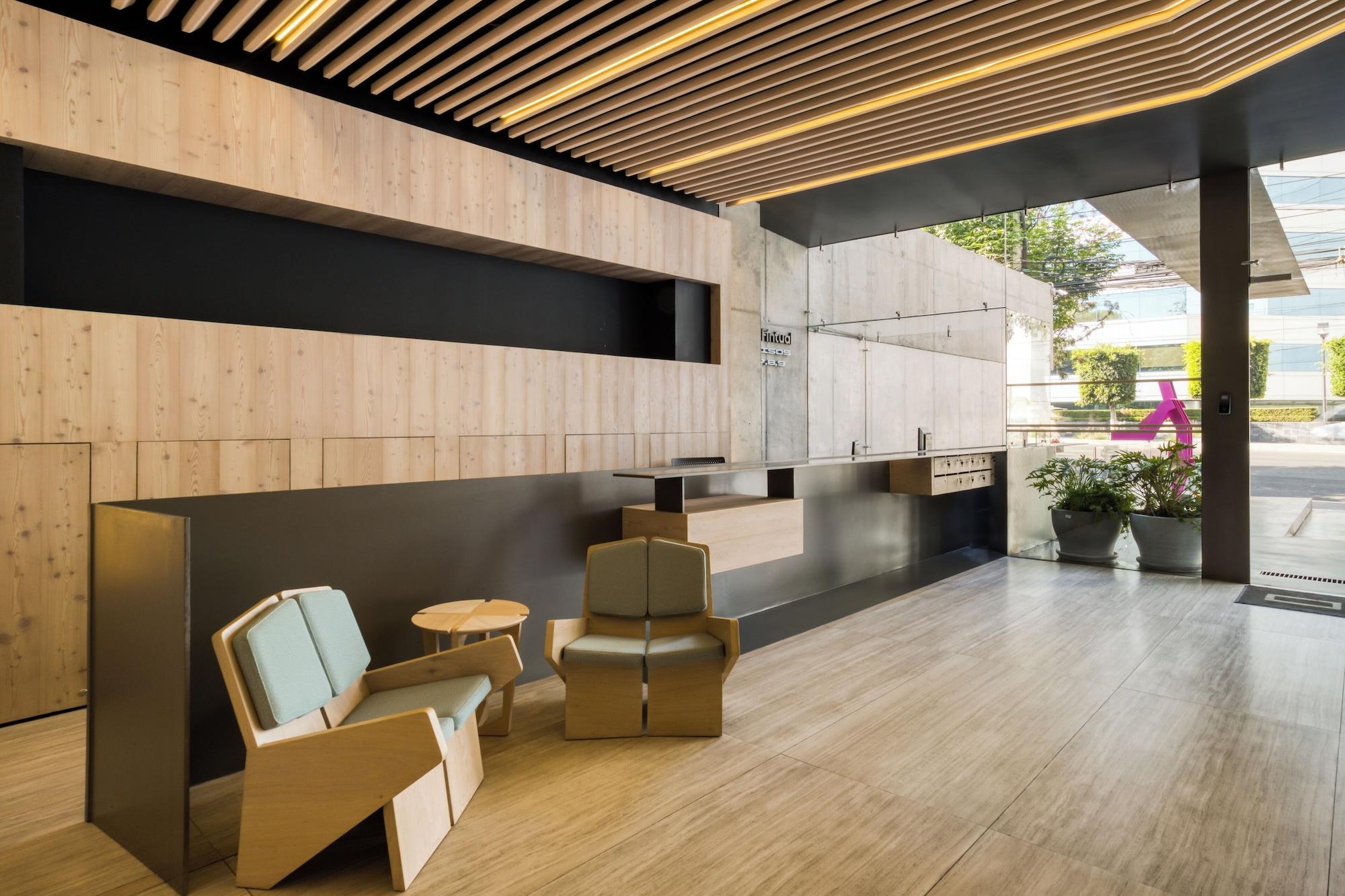Vista Lobby Collections by ULIV Polanco