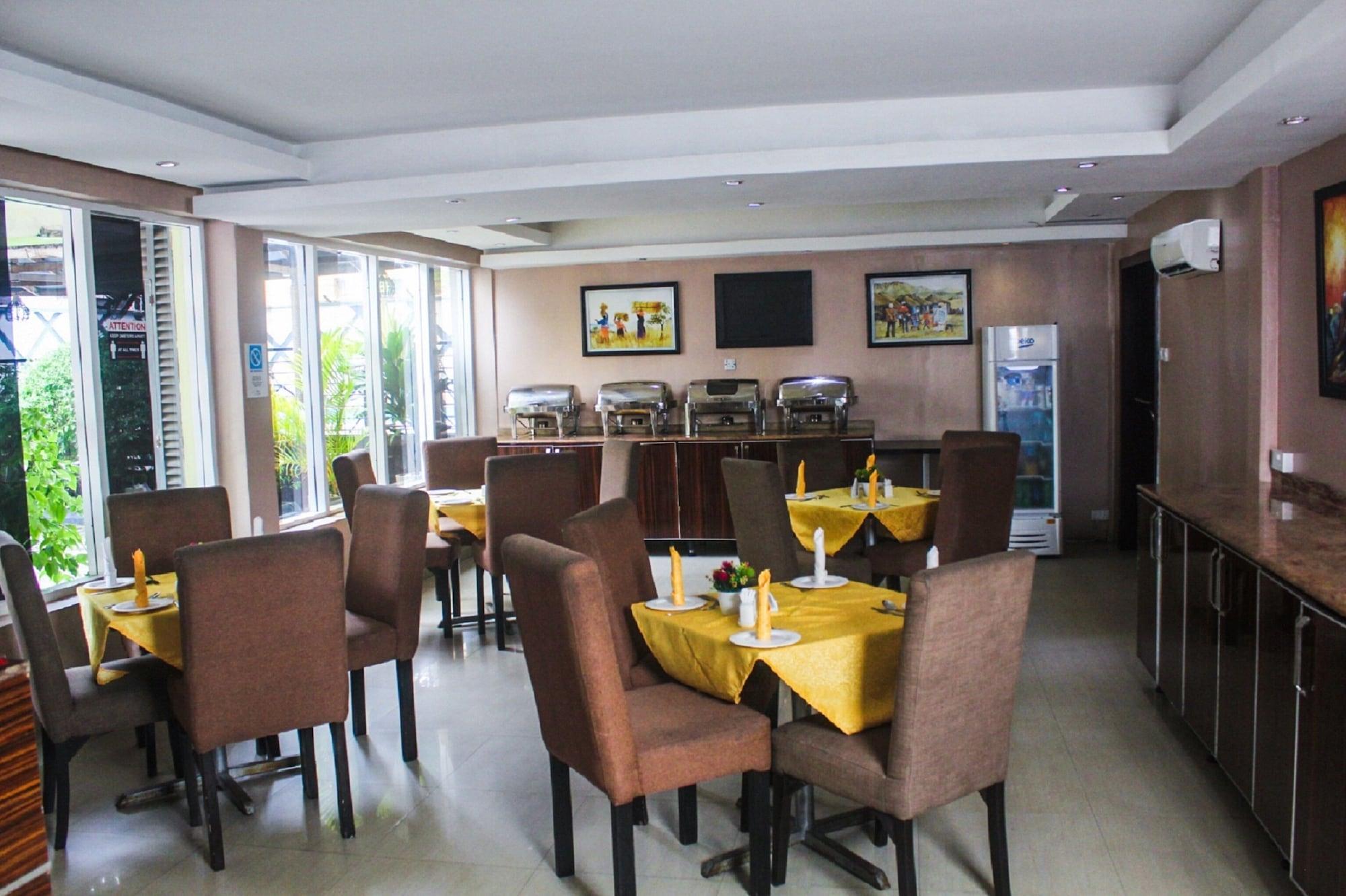 Restaurant Glee Hotel