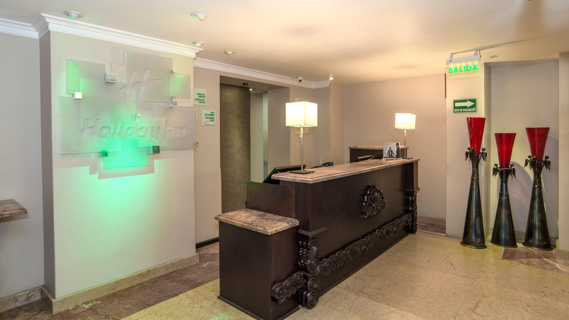 Vista Lobby Holiday Inn & Suites Mexico Zona Reforma by IHG