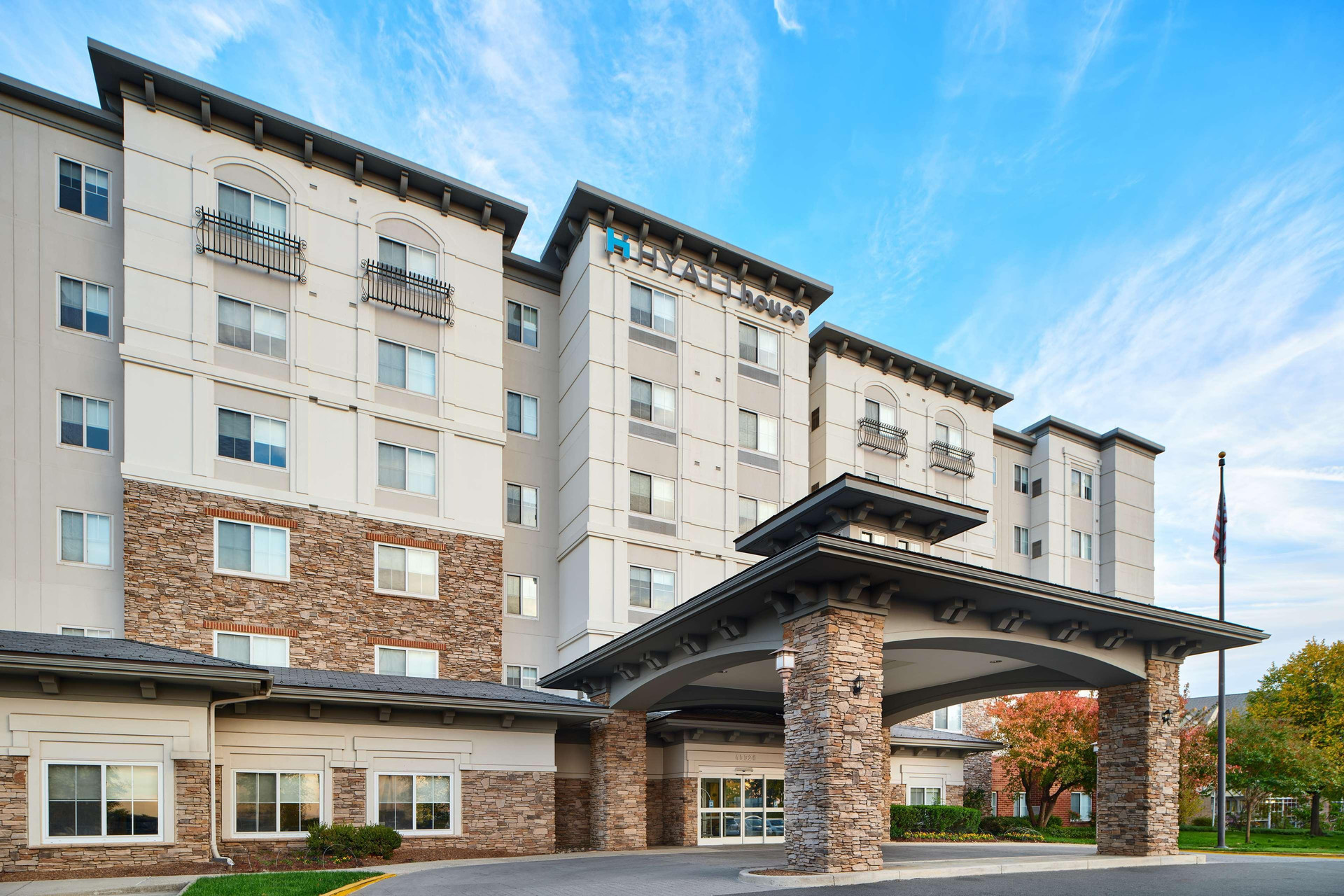 Vista Exterior HYATT house Sterling/Dulles Airport-North
