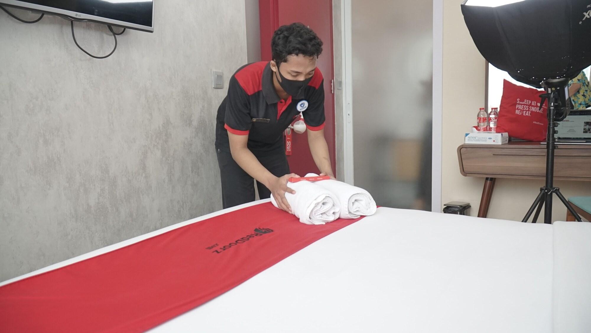 Comodidades del Alojamiento RedDoorz Plus @ Thamrin