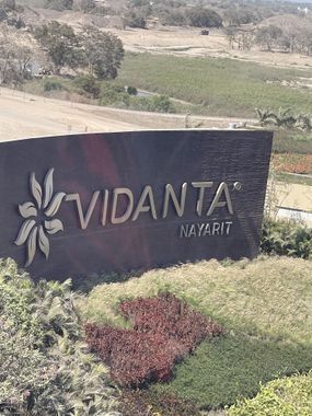 Ocean front Vidanta resort with Beautiful 2 bed 2 bath suite,pools,spa,gym,golf!