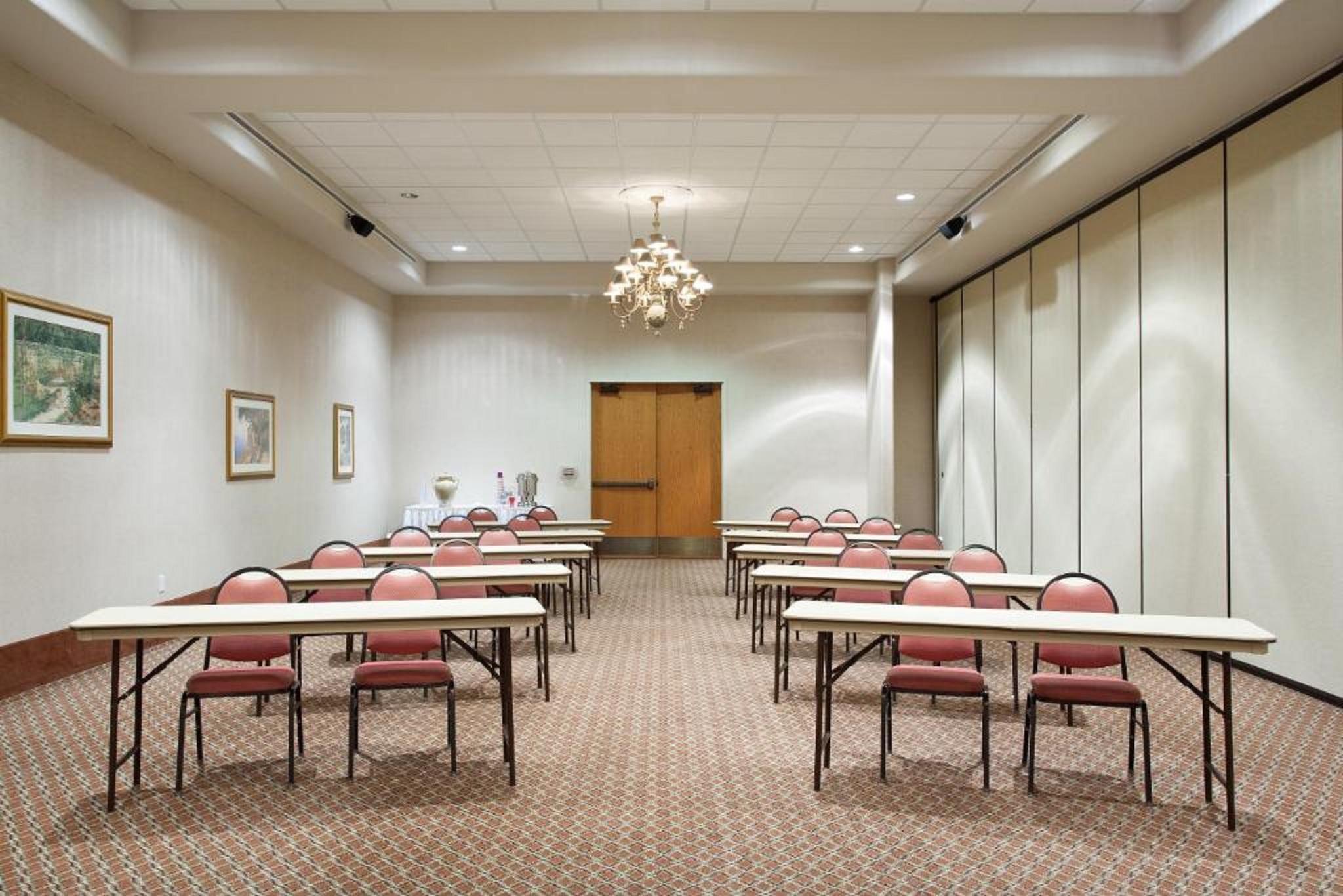 Centro de Negocios Baymont by Wyndham Belen NM