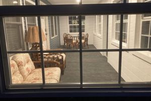 Alquiler Vacacional - Cozy home, short walk to Crystal Lake