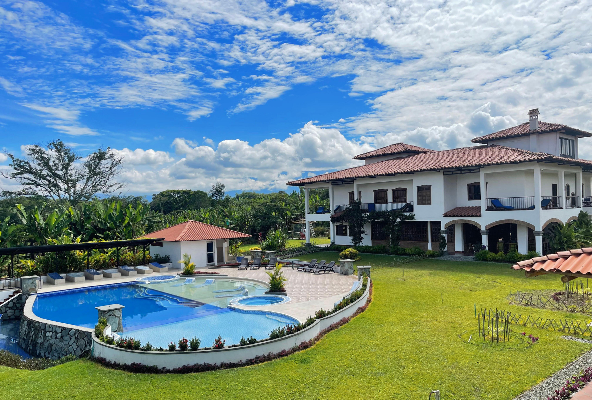 Vista Exterior Hotel La Casona Montañesa Montenegro Quindío