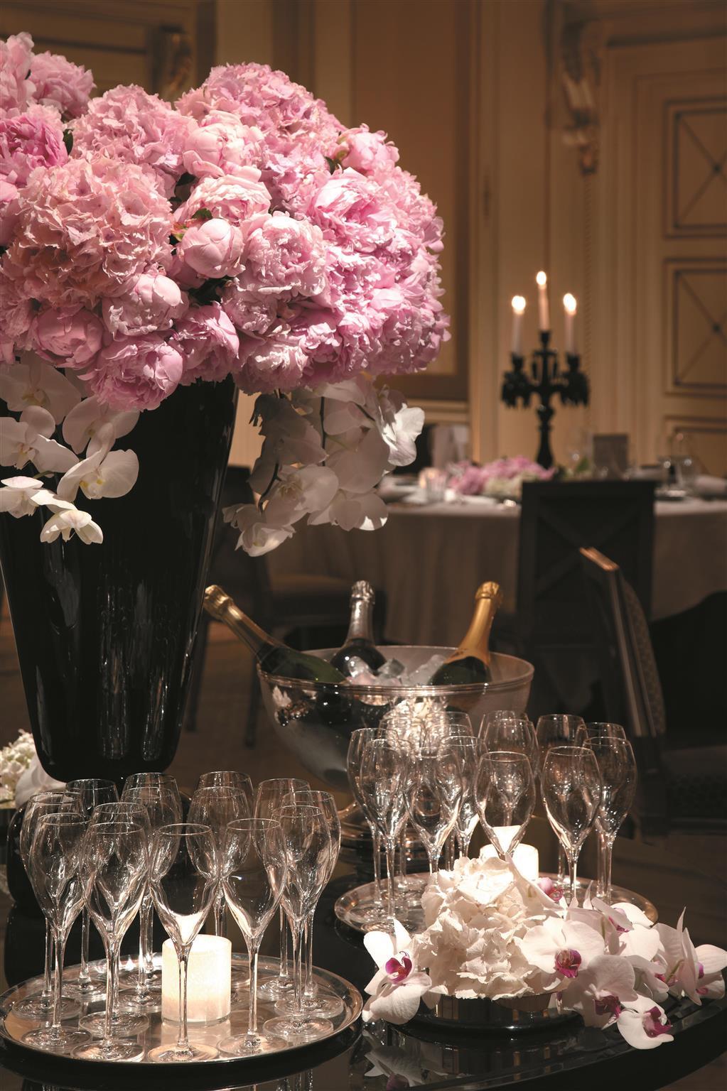 Hotel Shangri-La Hotel Paris