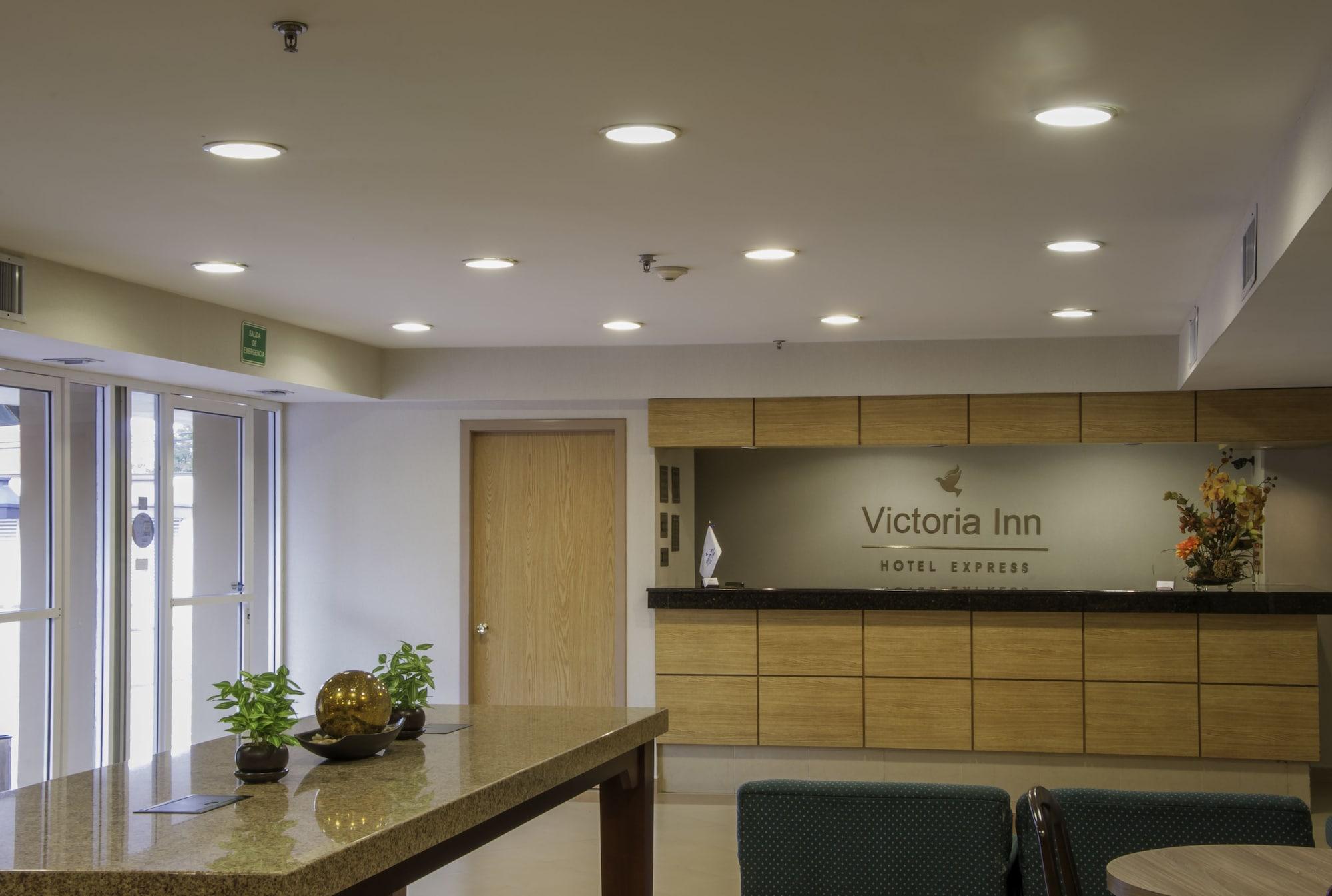 Vista Lobby Victoria Inn Hotel Express