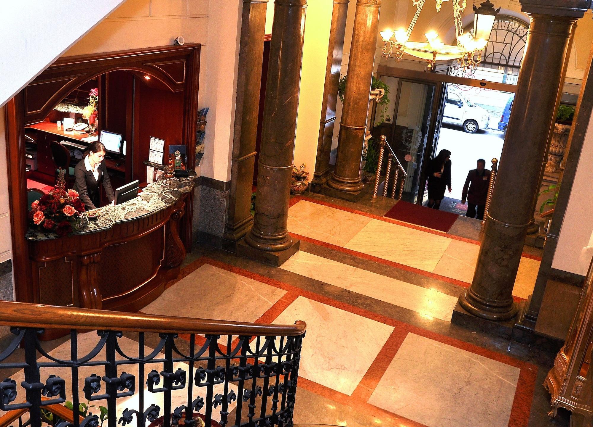 Vista Lobby Grand Hotel Wagner
