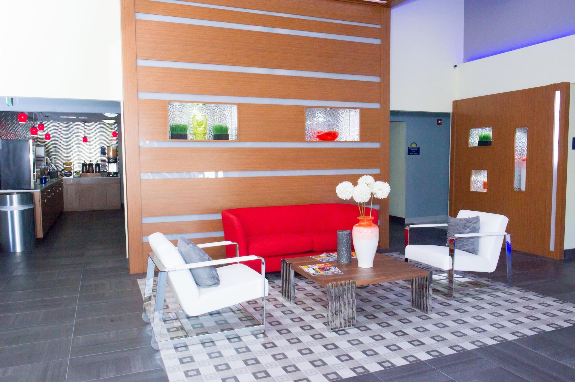 Vista Lobby Arya Inn & Suites Farmers Branch