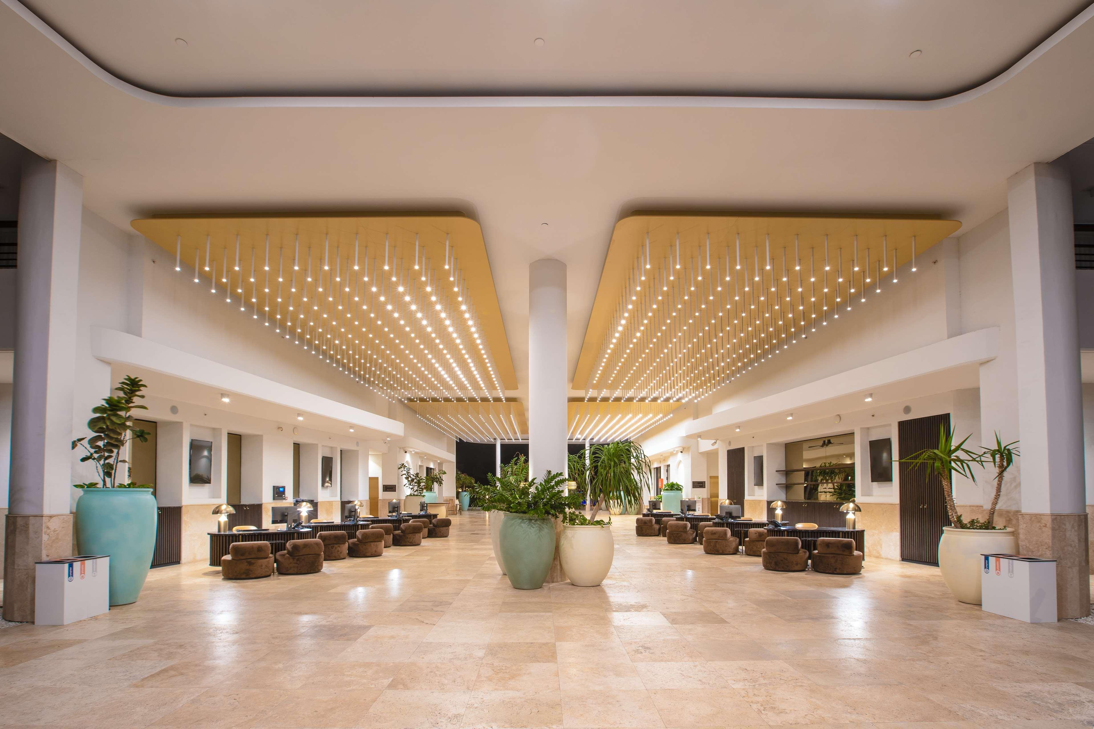 Vista Lobby Mangrove Beach Corendon Curacao All-Inclusive Resort, Curio by Hilton
