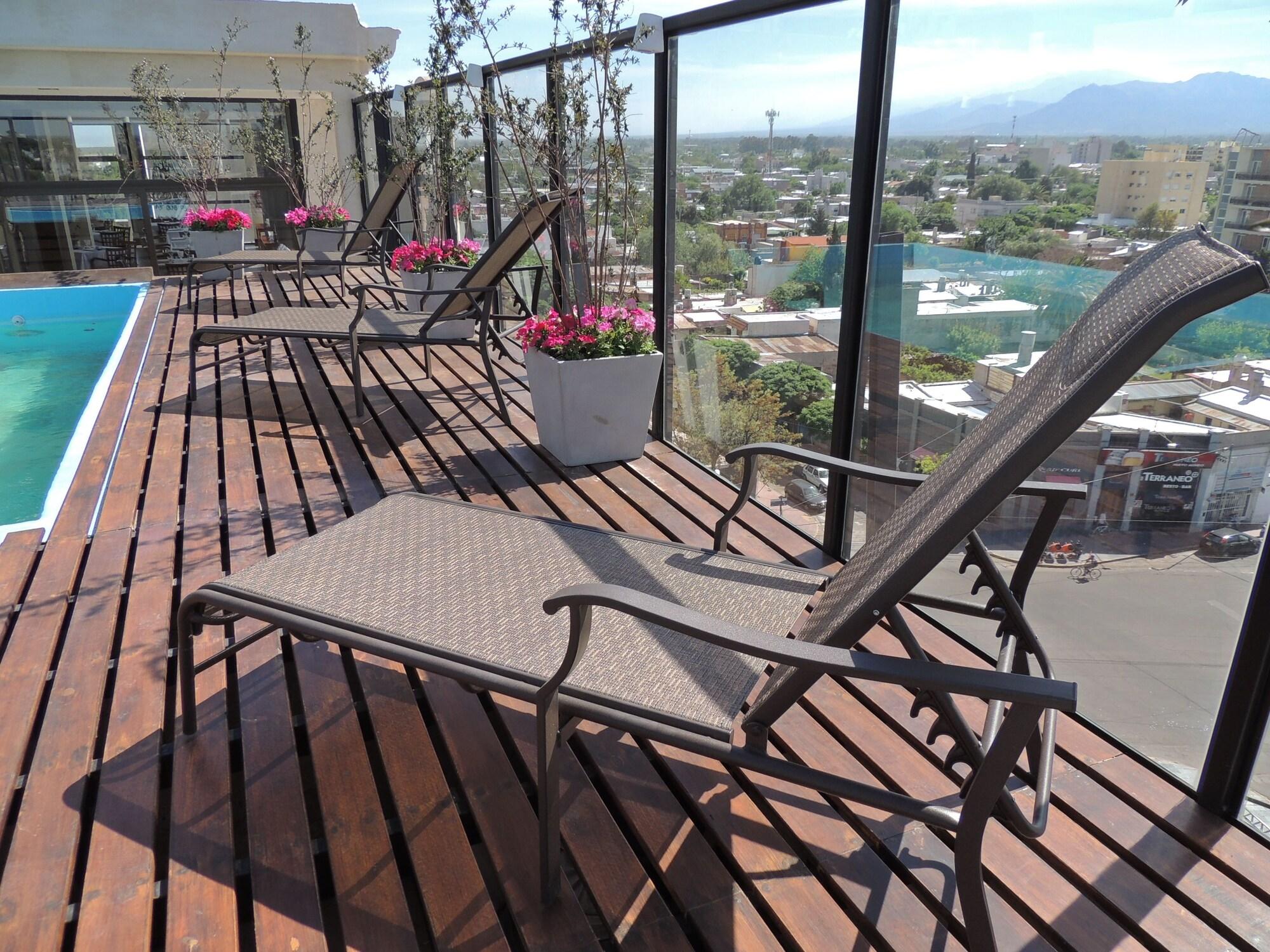 Restaurant Premium Tower Suites San Luis