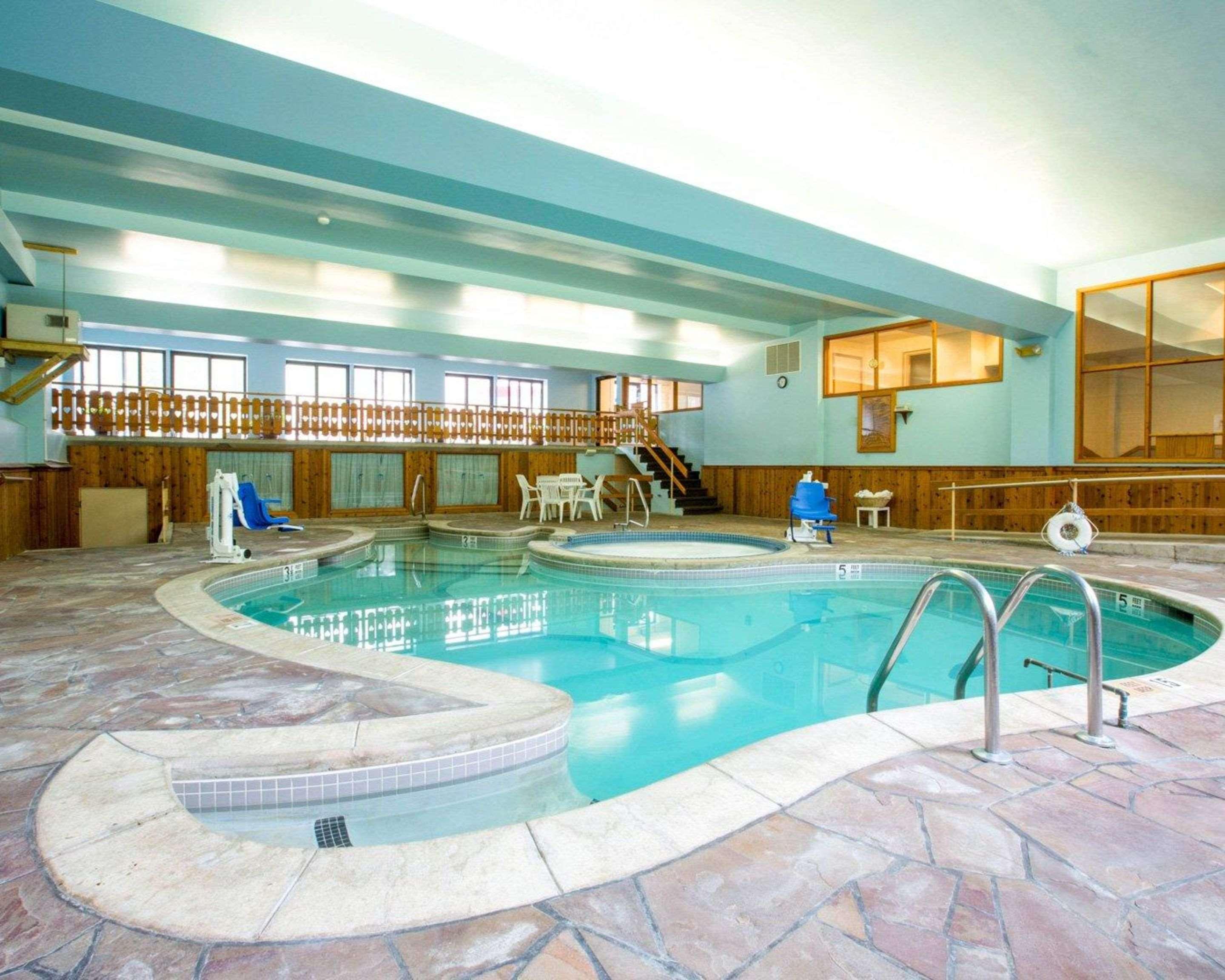 Vista Piscina Rodeway Inn