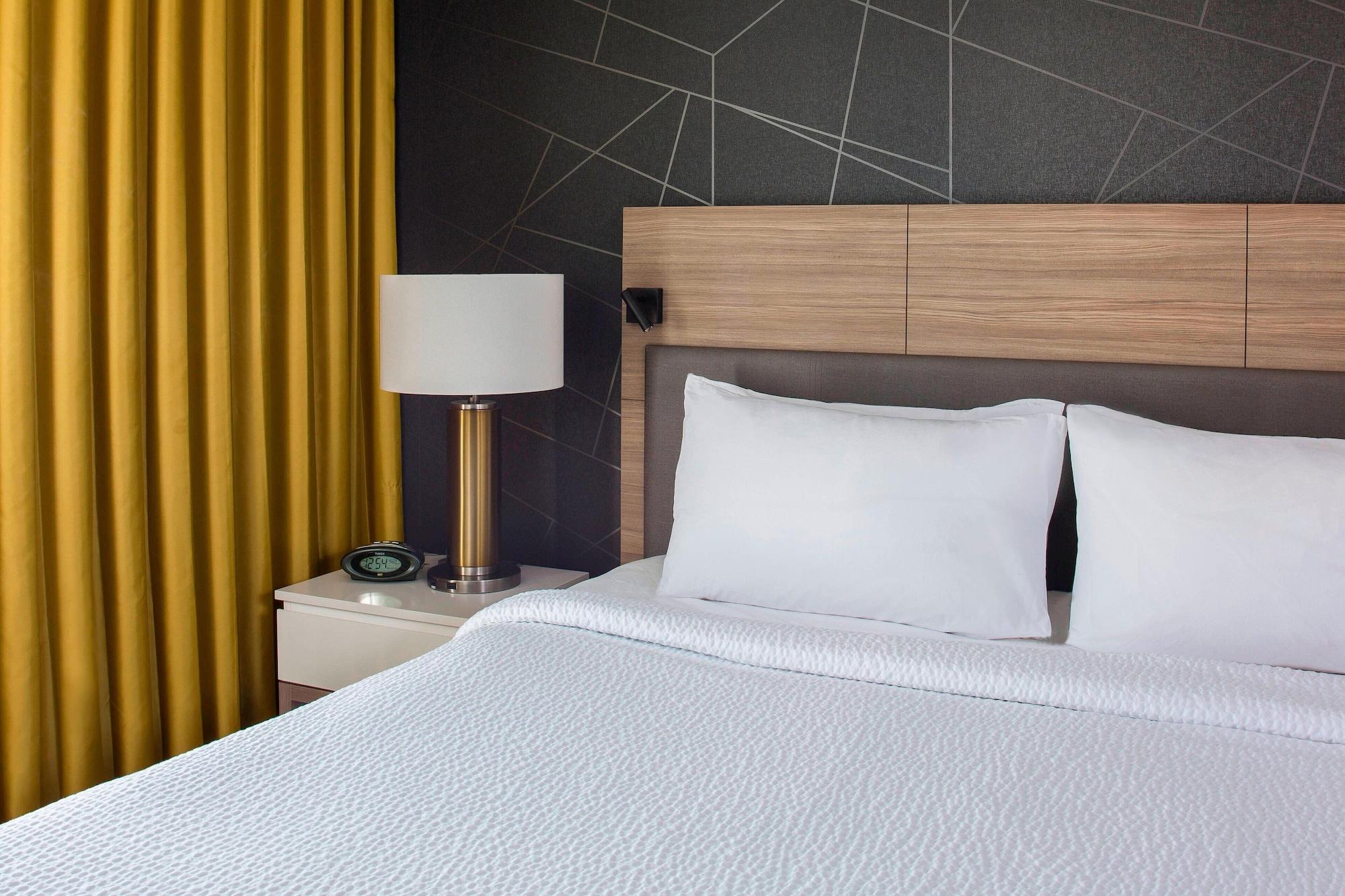 Habitación SpringHill Suites by Marriott New Orleans Warehouse Arts District