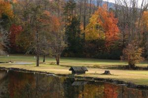 Alquiler Vacacional - Smoky Mountain Log Cabin • 2 King Bedrooms • Near Gatlinburg