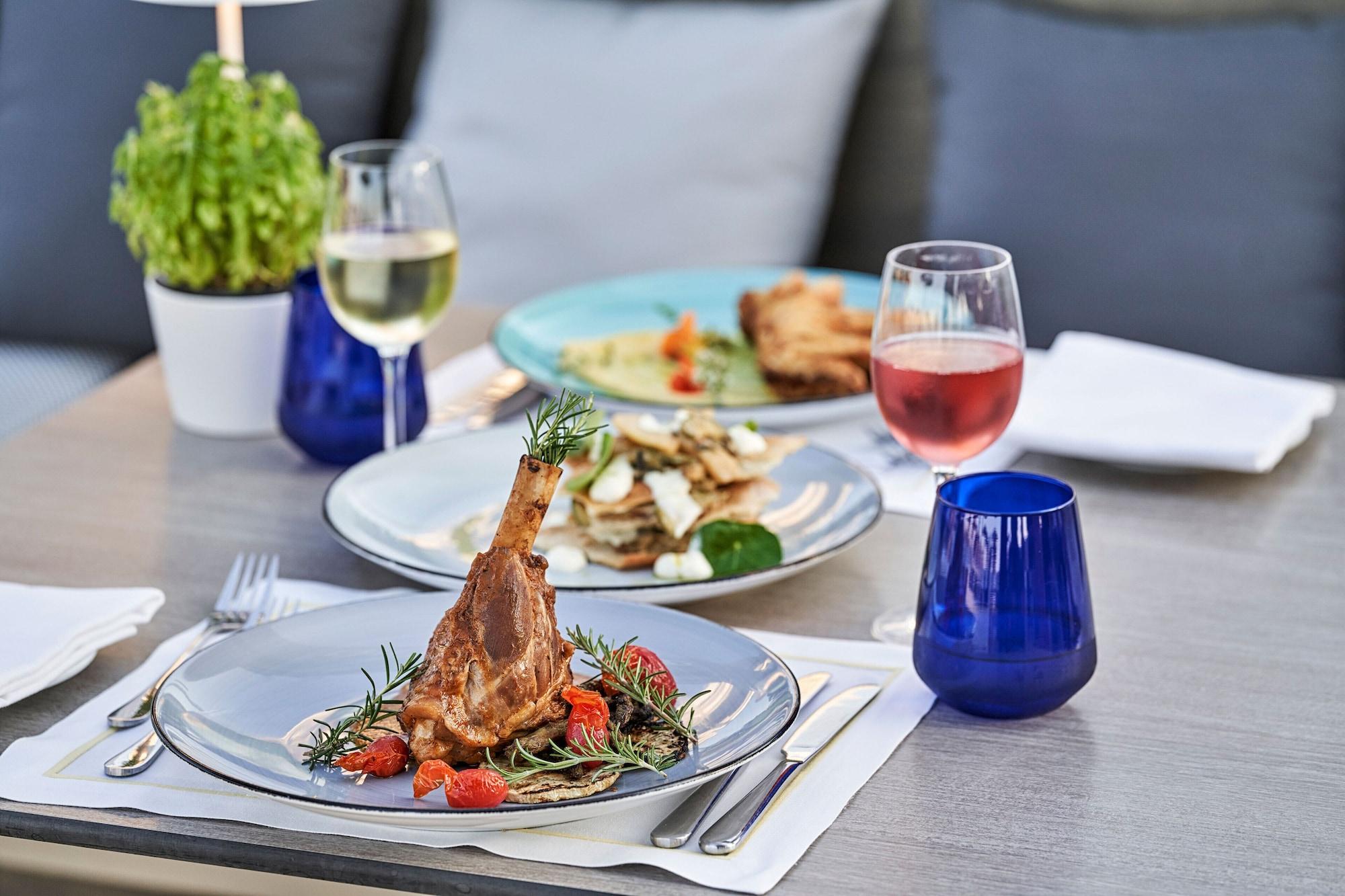 Restaurant Atlantica Amalthia Beach Hotel – Adults only