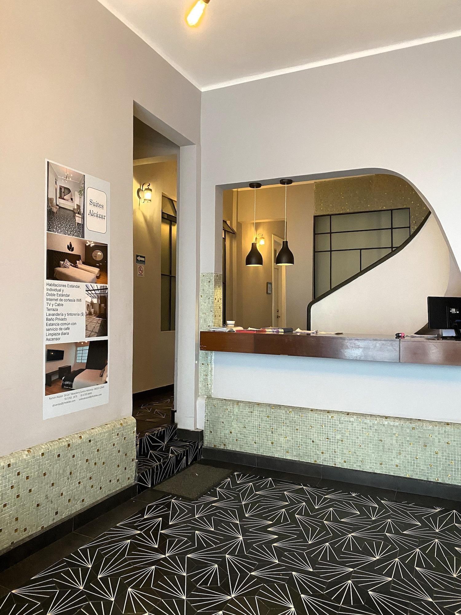 Vista Lobby Suites Alcazar