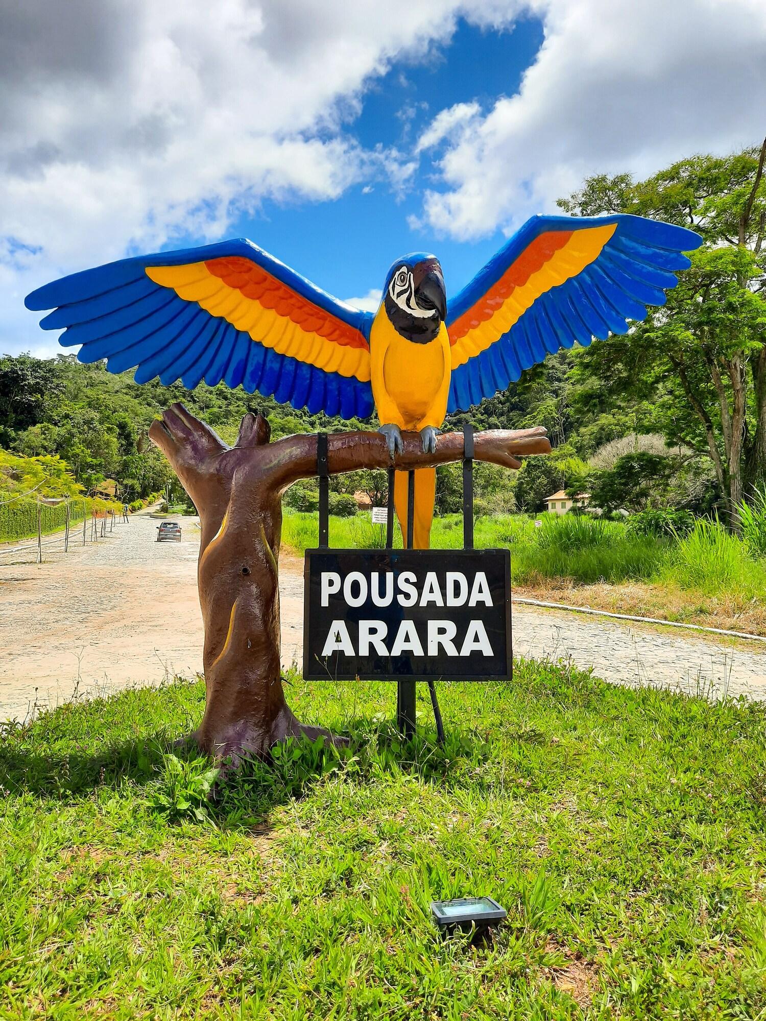 Vista Exterior Pousada Arara Valença - RJ