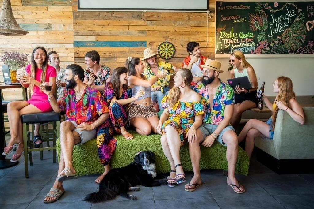 Varios Jungle Jaffa Hostel Age 18 to 45