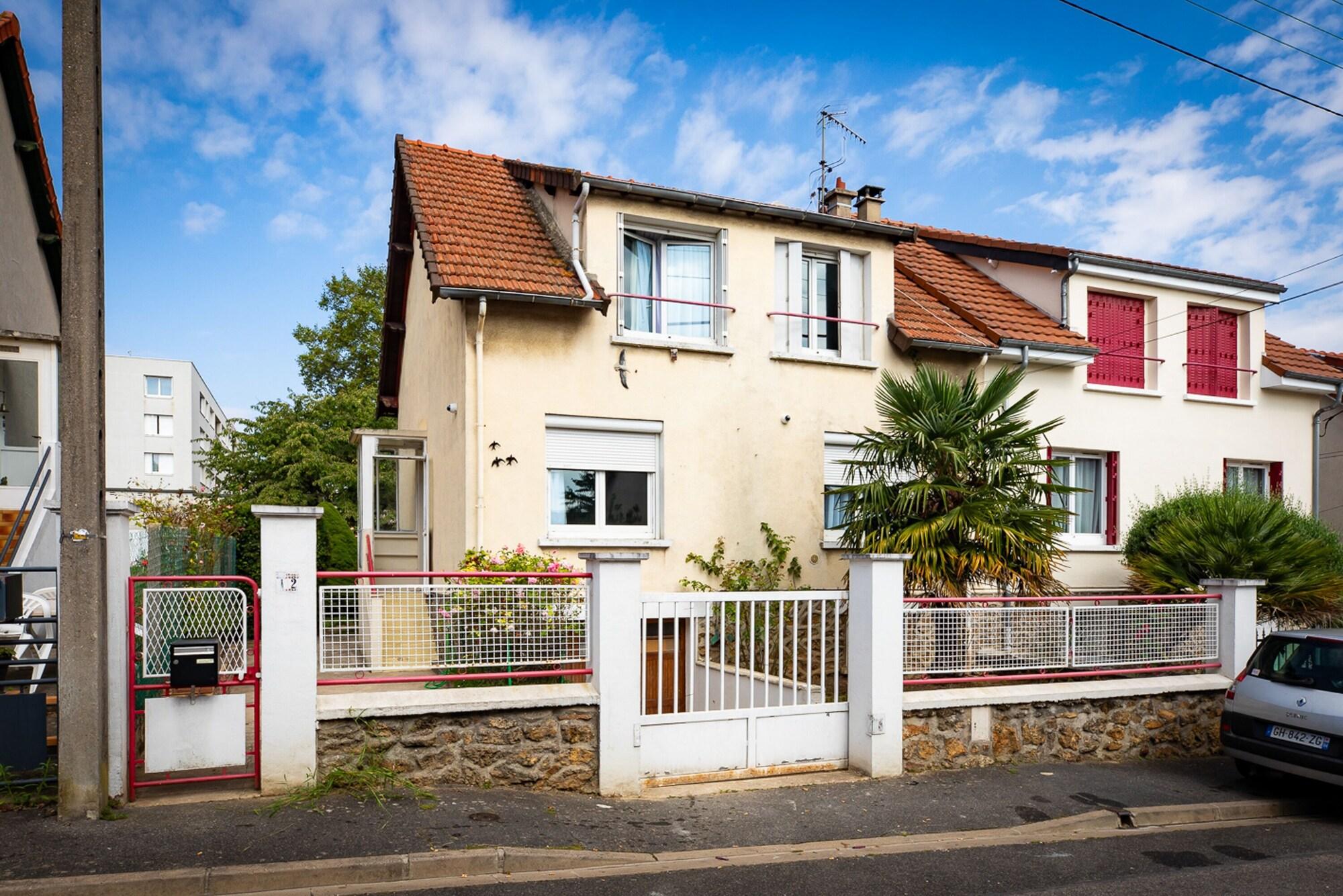 Vista Exterior Résidence Hermès Paris Orly Aéroport