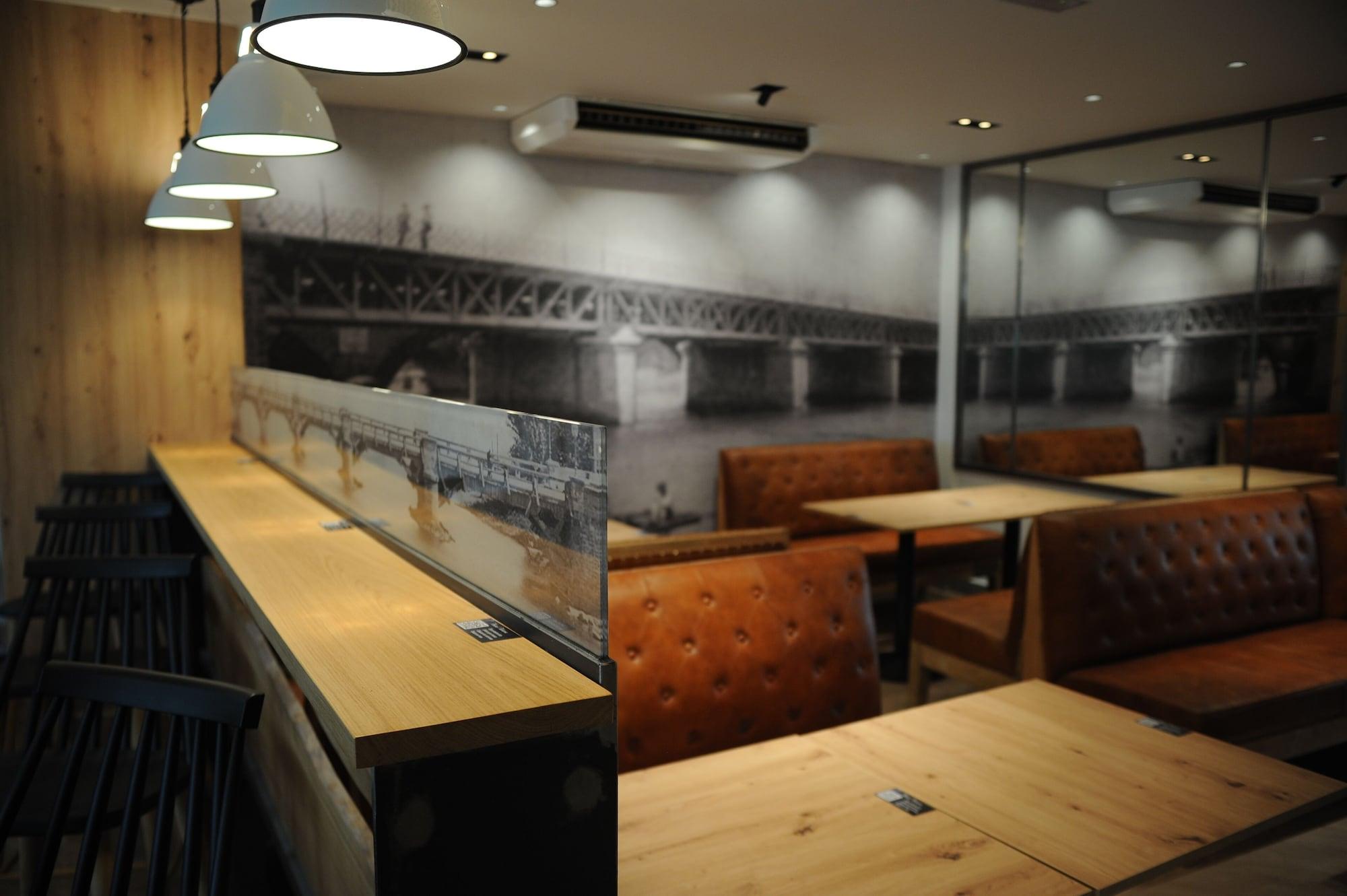 Bar/Salón Hotel Aitana