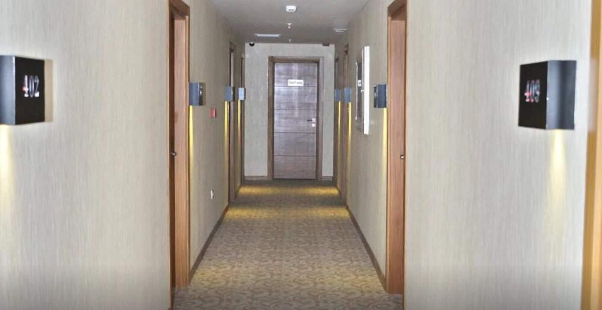 Varios Hanem Hotel