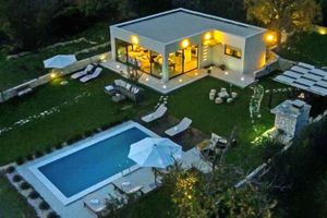 Alquiler Vacacional - Luxury villa Olive Tree in Split with private heated swimming pool