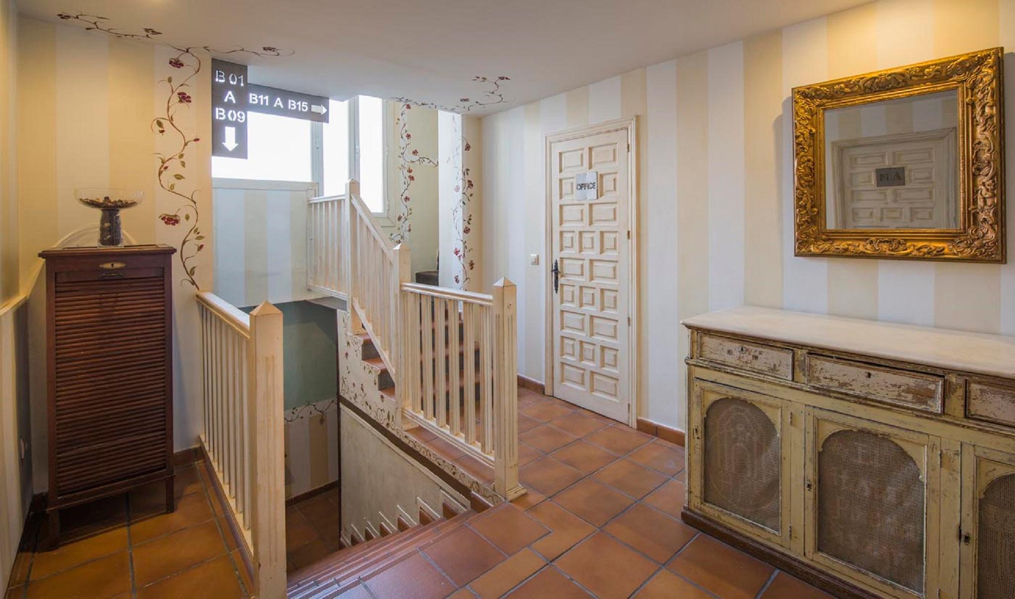 Vista Lobby YIT Puerta Bisagra