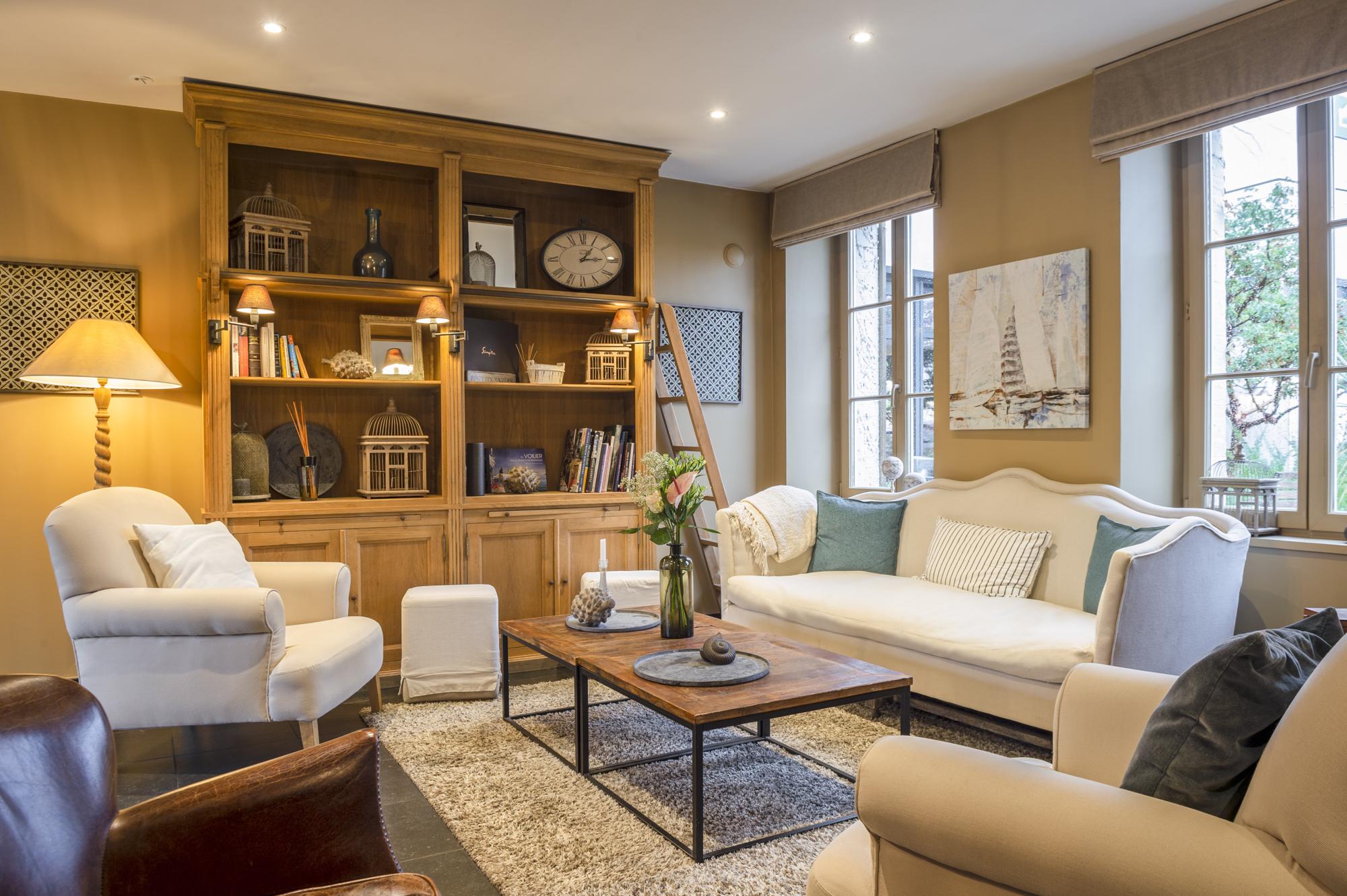 Vista Lobby Hôtel Traiteur les Ormes, The Originals Relais