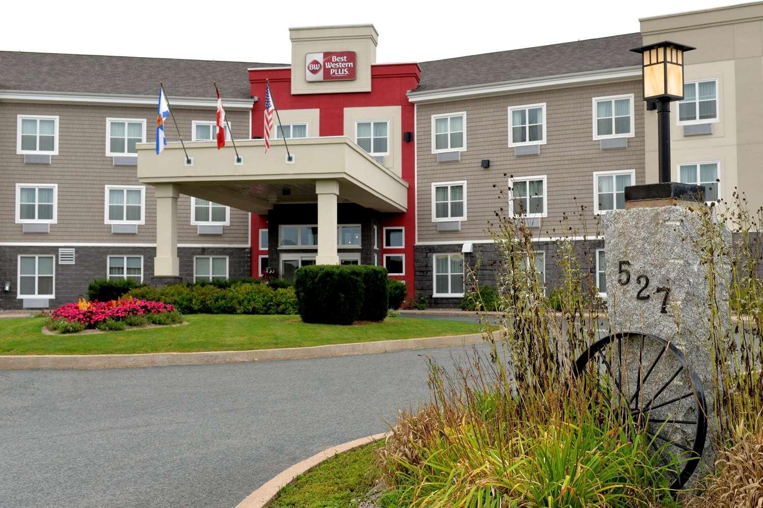 Vista Exterior Best Western Plus Bridgewater Hotel & Convention Centre