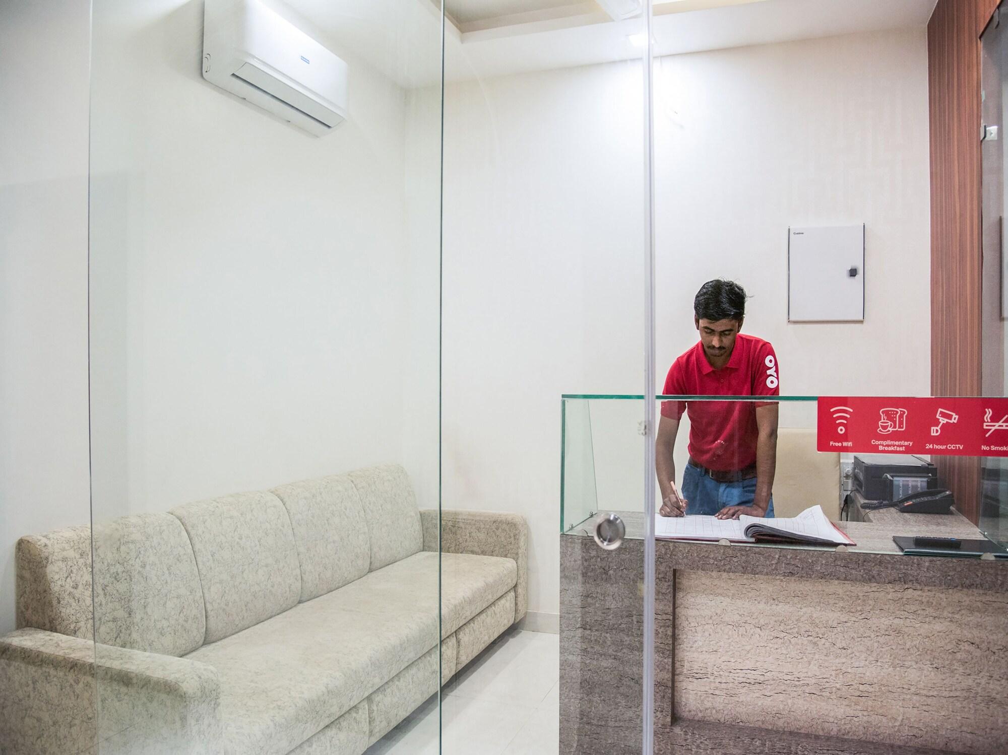 Vista Lobby OYO 24952 Laxmi Jodhpur Hotel