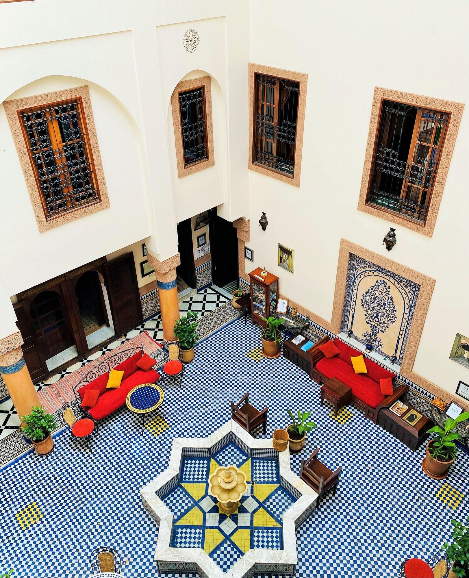 Sala de Reuniones Riad Ahlam