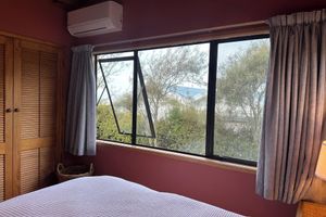 Alquiler Vacacional - FAMILY FRIENDLY BEACH FRONT BEACH HOUSE WITH KAYAKS, FISHING RODS, TOYS & BOOKS