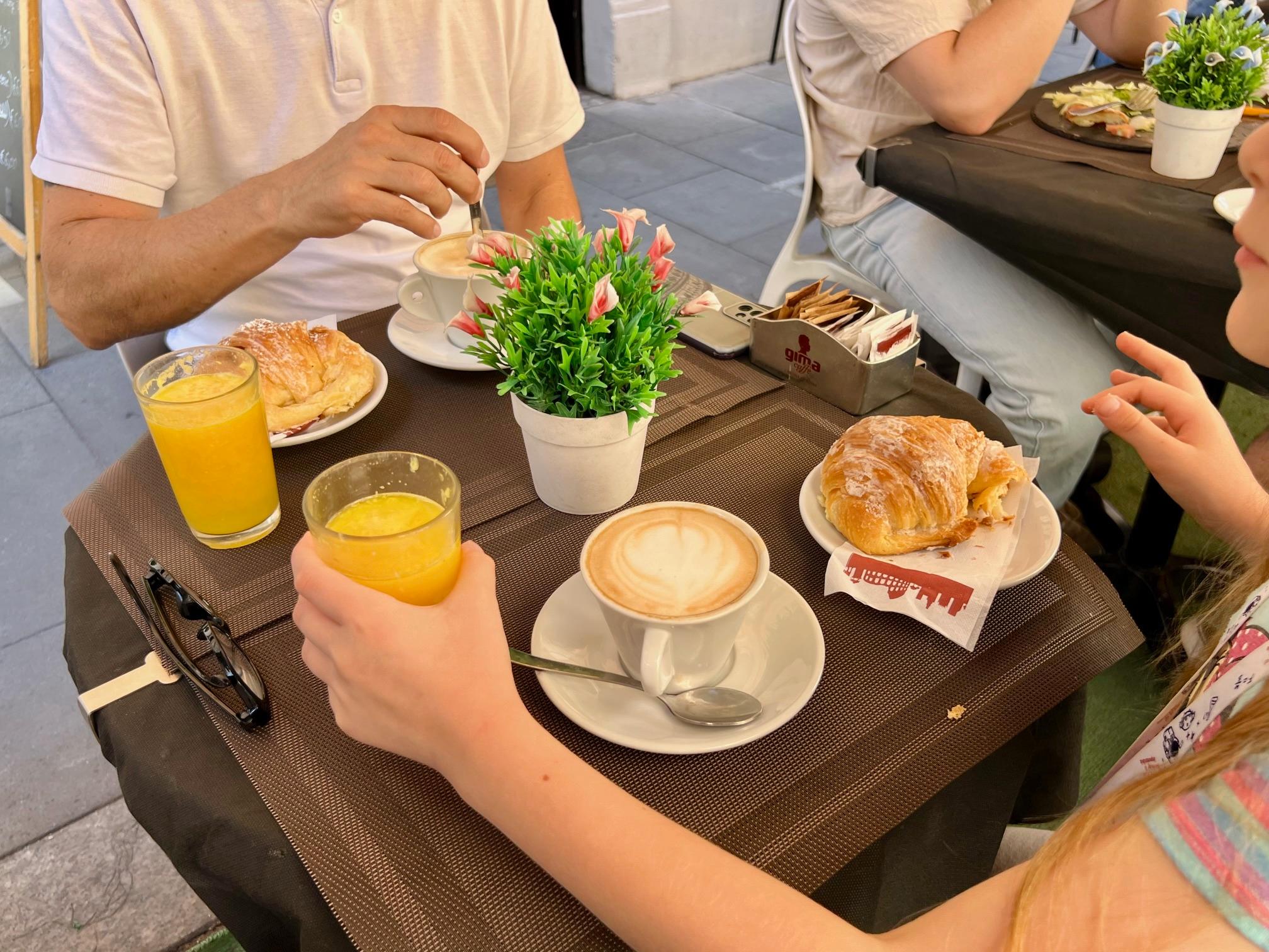 Vista Exterior Floor 6 Boutique Rooms by DOT Suites