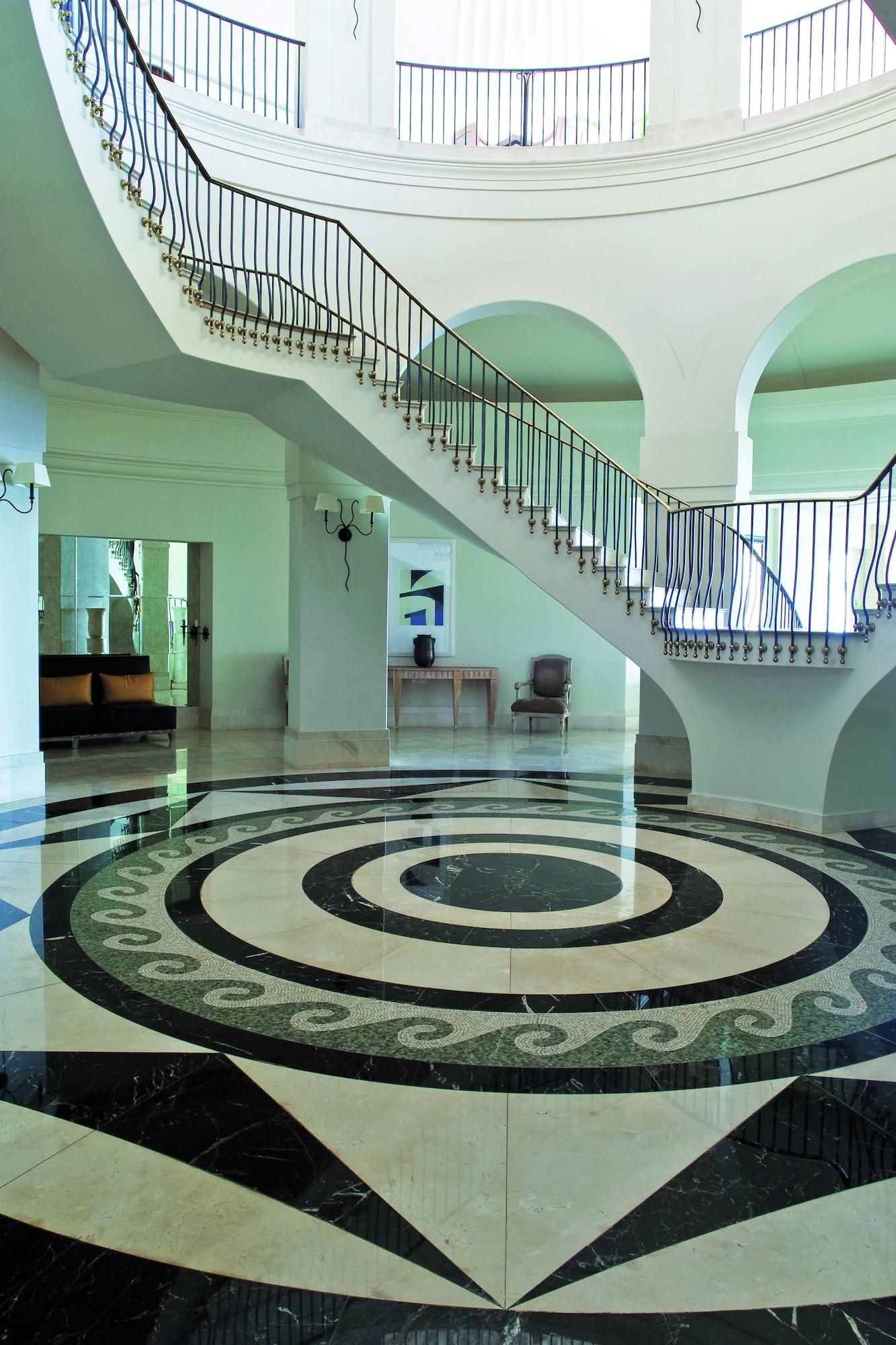 Vista Lobby Anassa Hotel