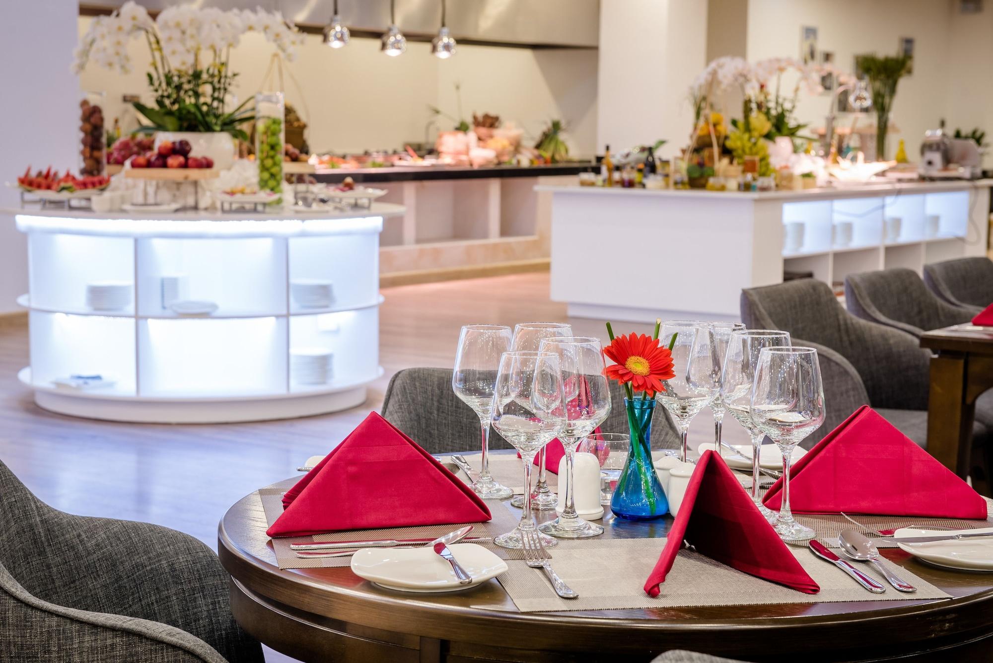 Restaurant Royal Lotus Hotel Danang