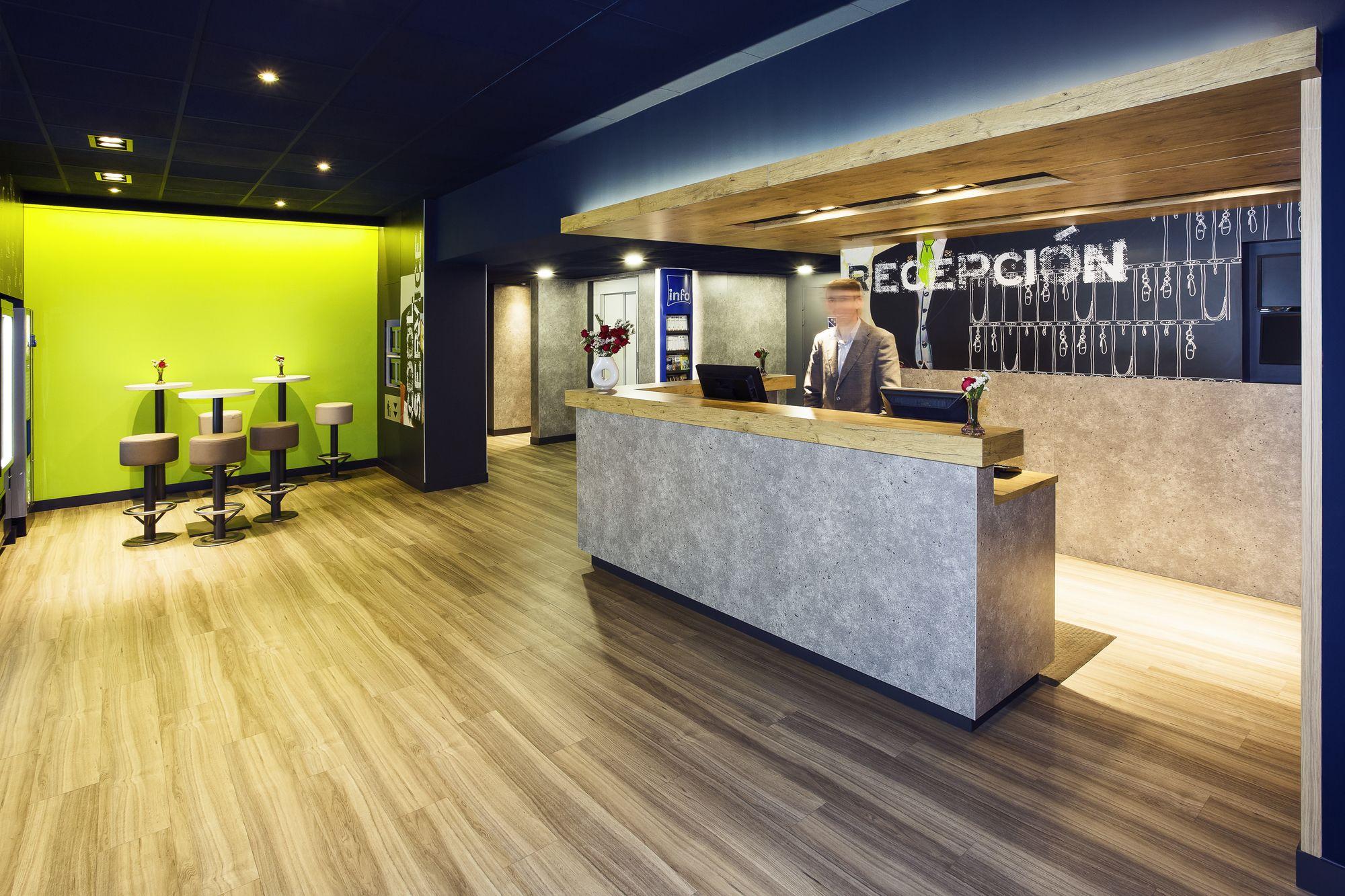 Vista Lobby Ibis Budget Madrid Alcorcon Mostoles