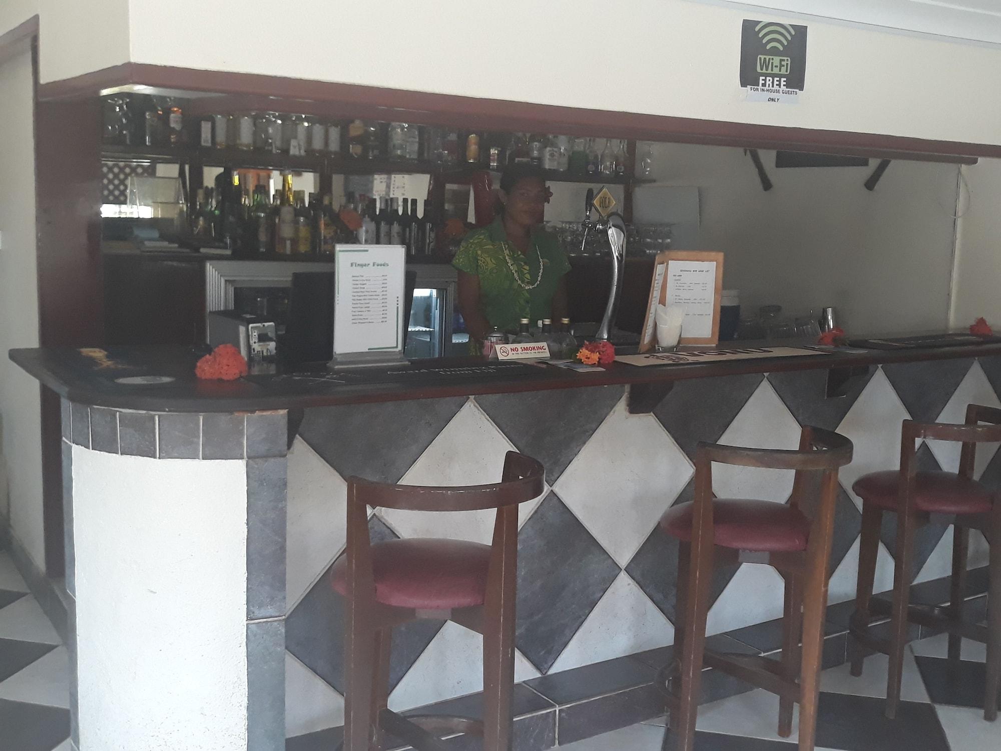 Bar/Salón Grand Eastern Hotel