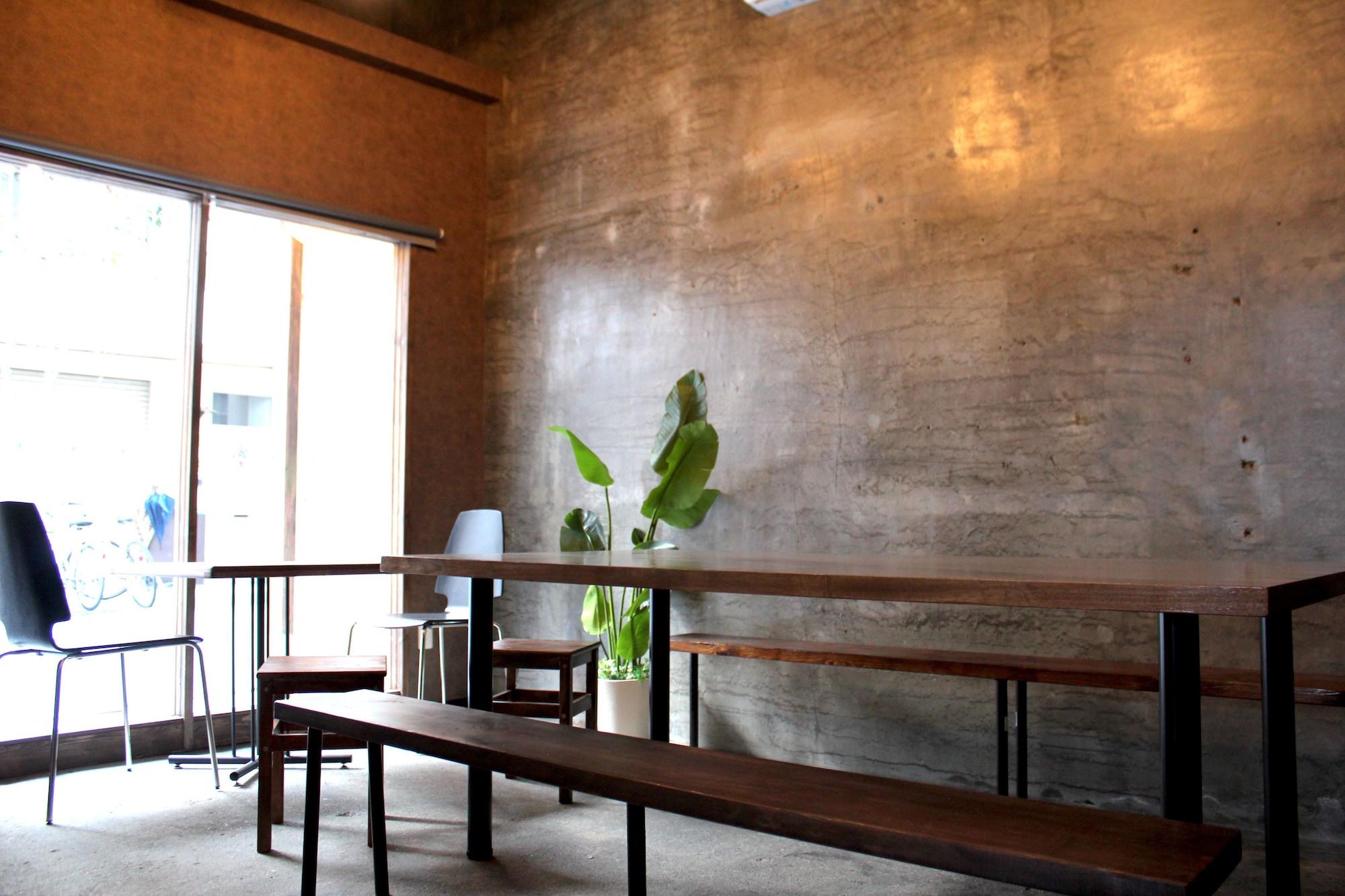 Vista Lobby Funtoco Backpackers Namba - Hostel